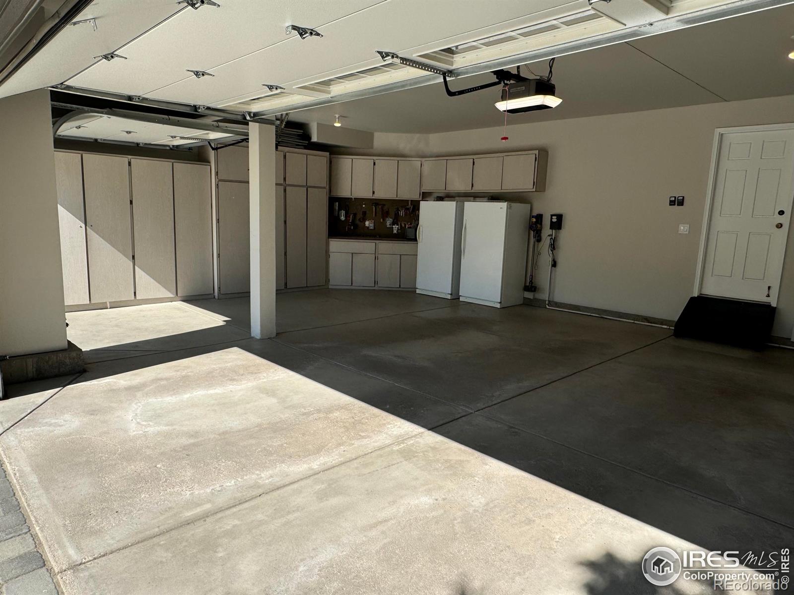 9445 Aspen Hill Circle