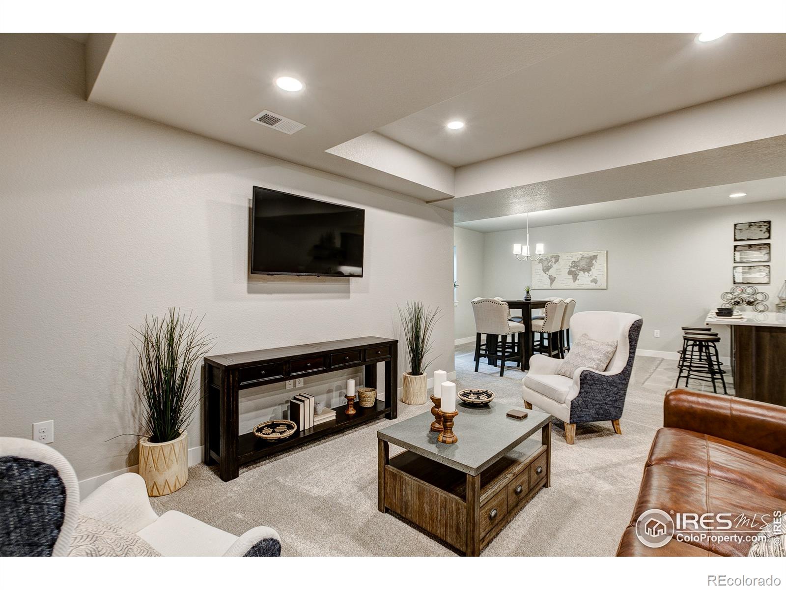8471 Annapolis Drive