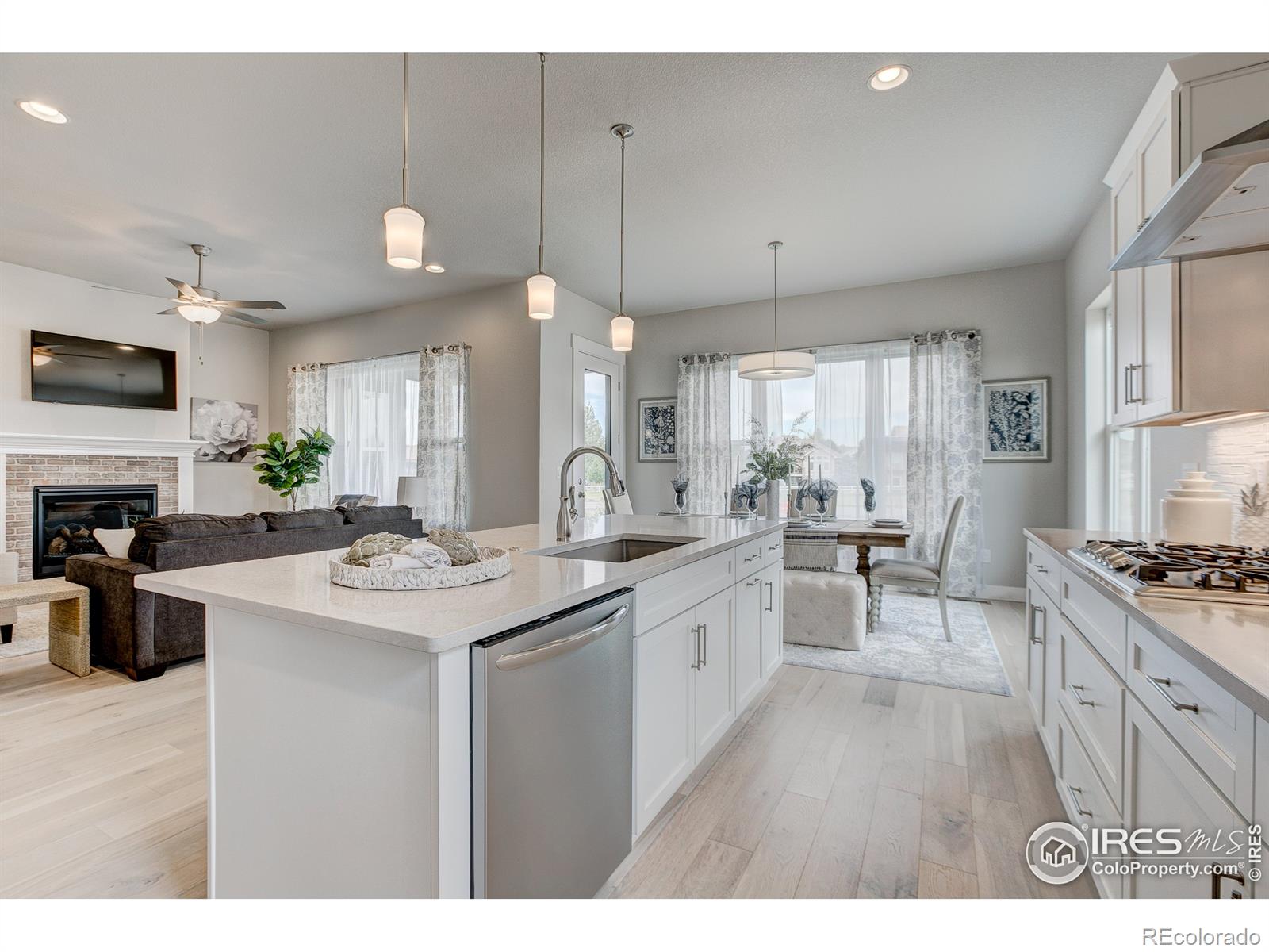 8471 Annapolis Drive