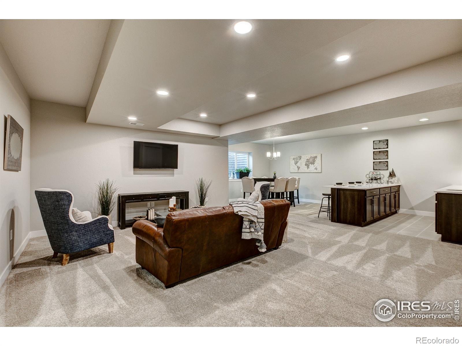 8471 Annapolis Drive