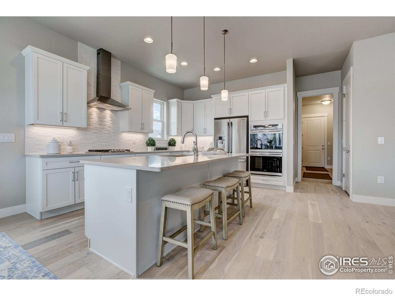 8471 Annapolis Drive