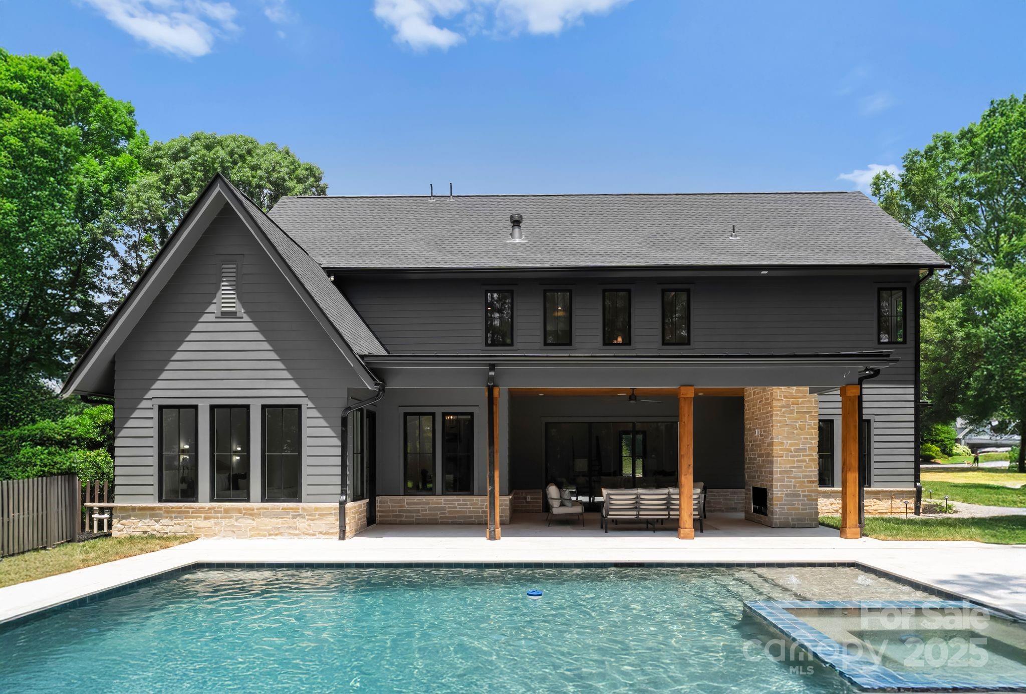 20000 Schooner Drive