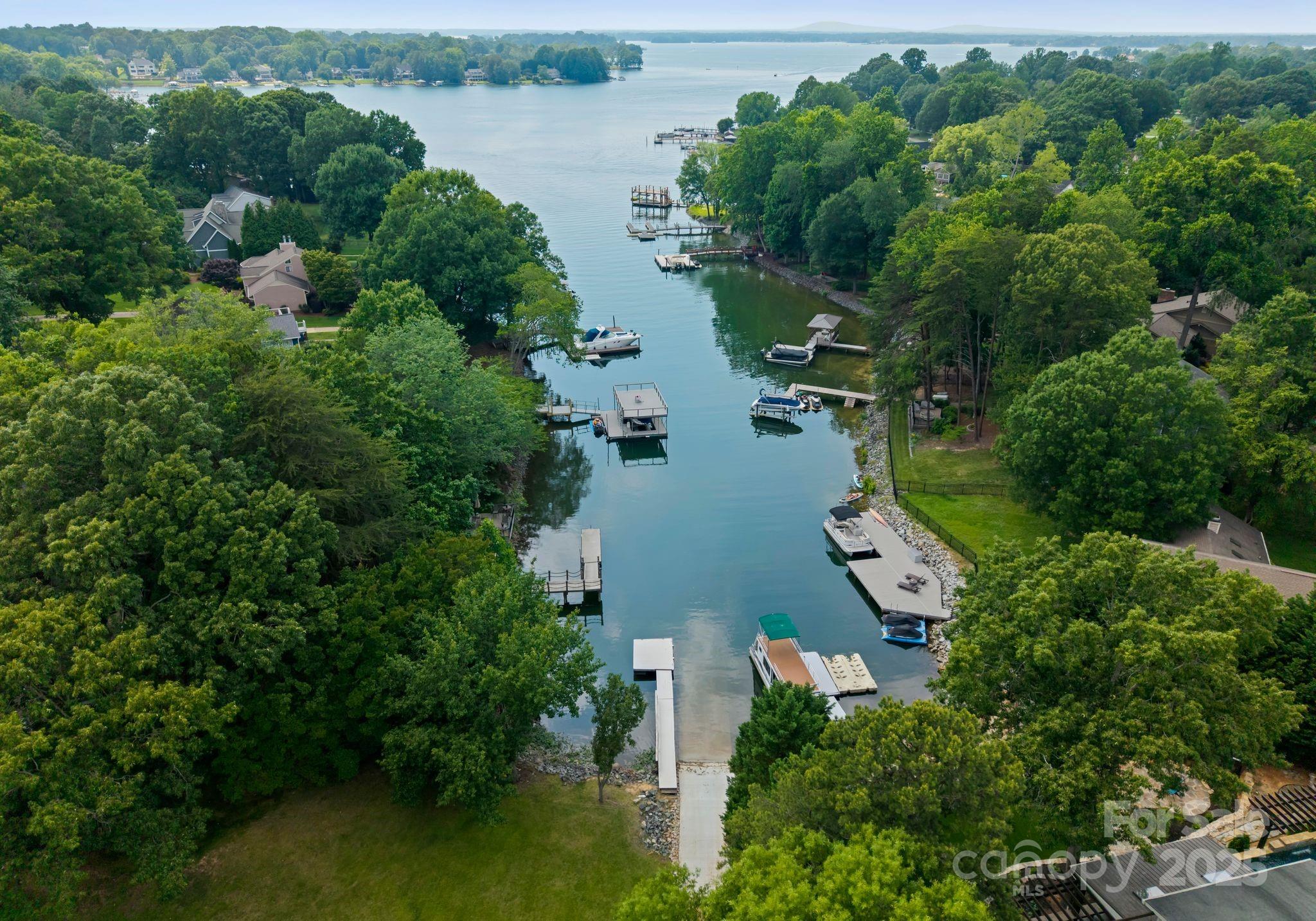 20000 Schooner Drive