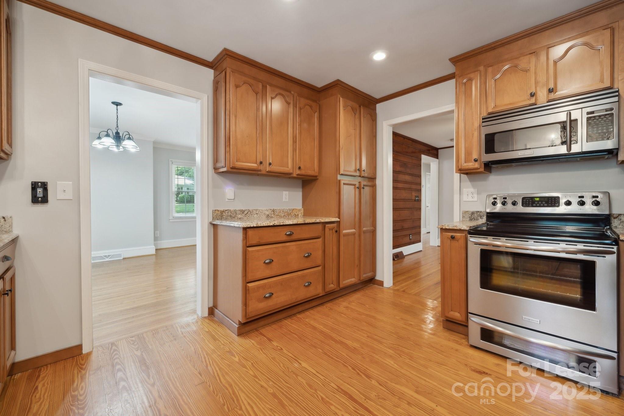 1818 Woodland Drive