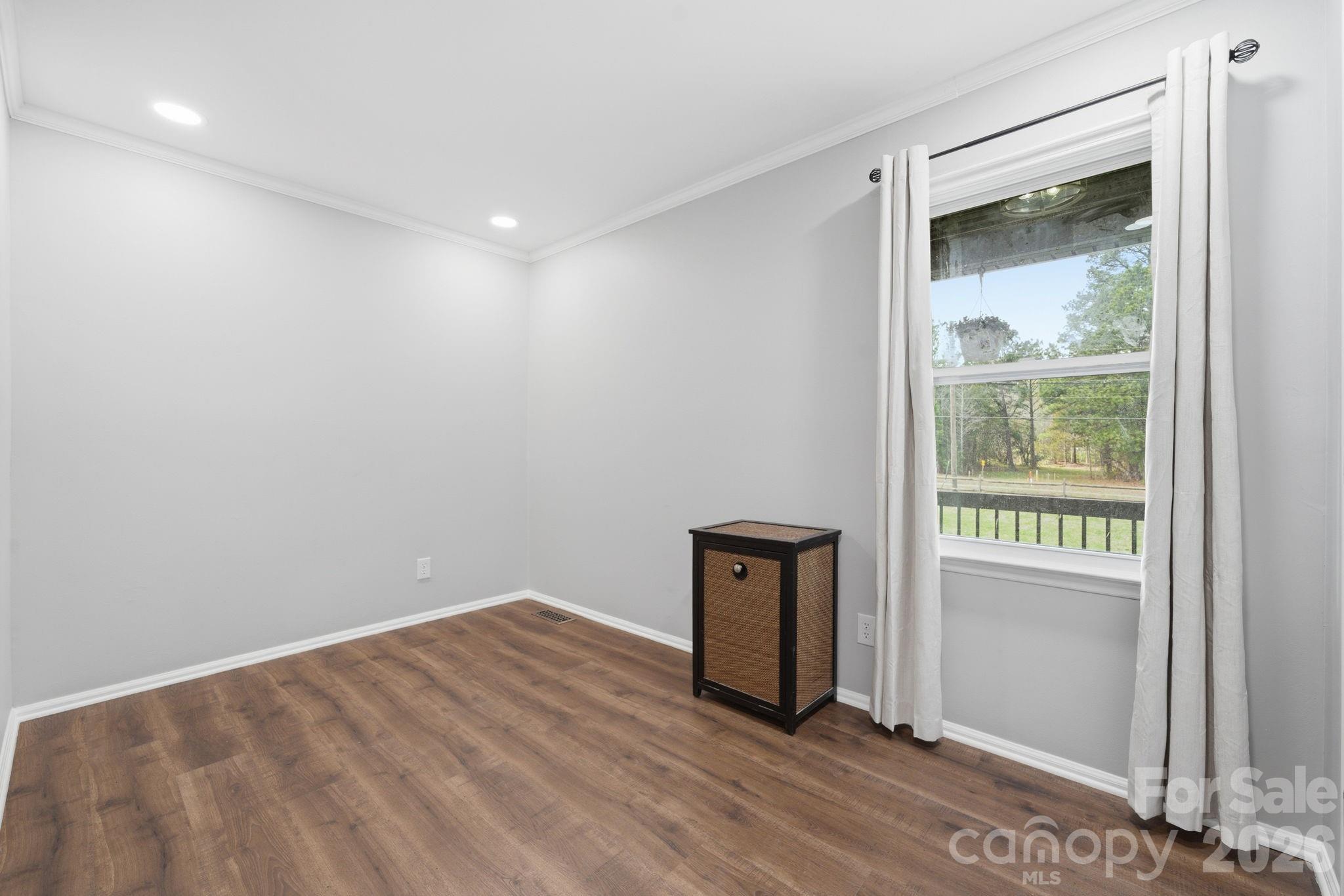 15602 NC Hwy 73 Highway