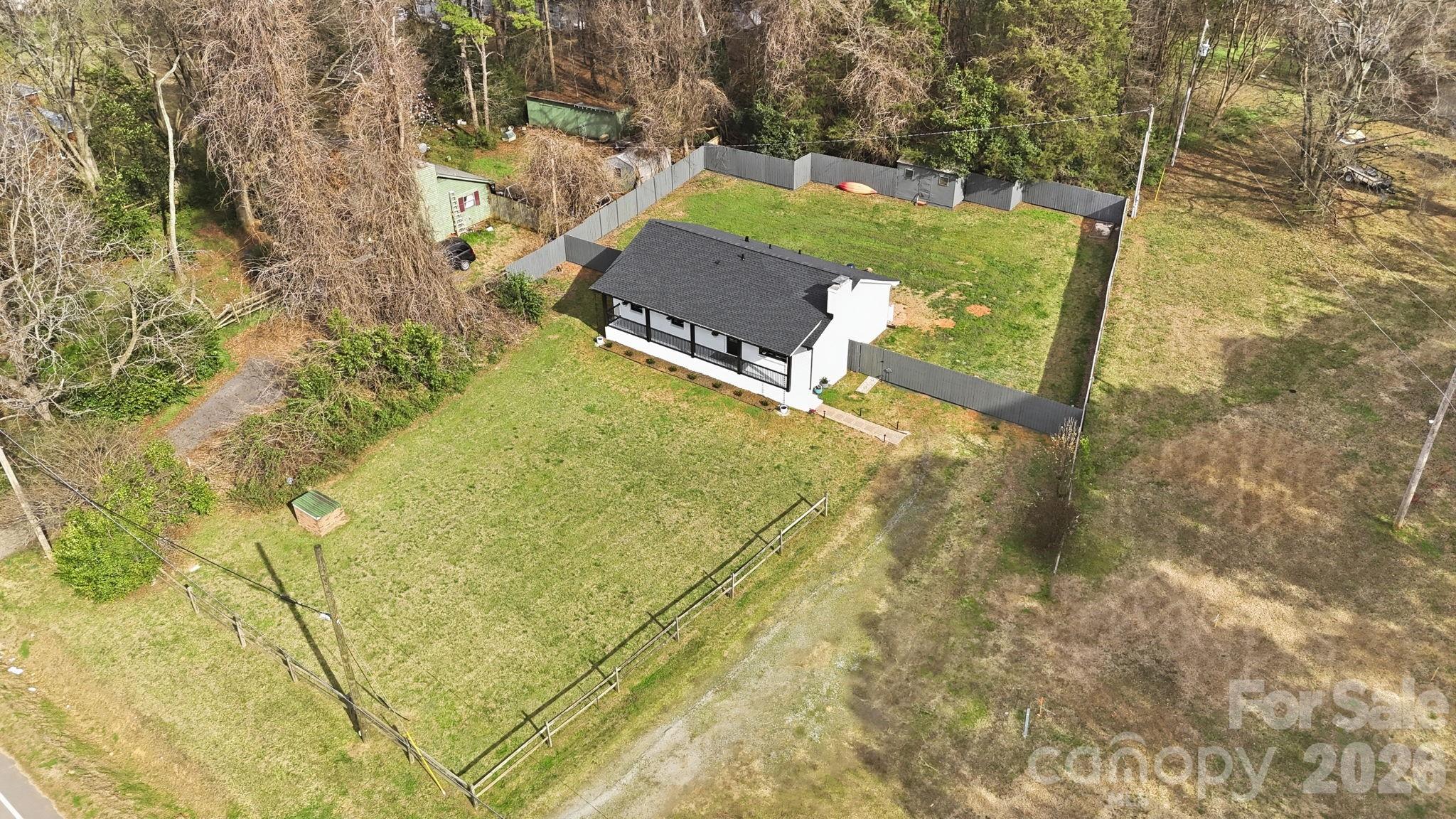 15602 NC Hwy 73 Highway