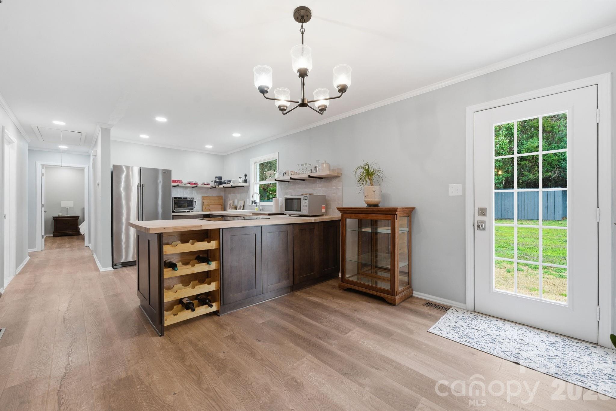 15602 NC Hwy 73 Highway