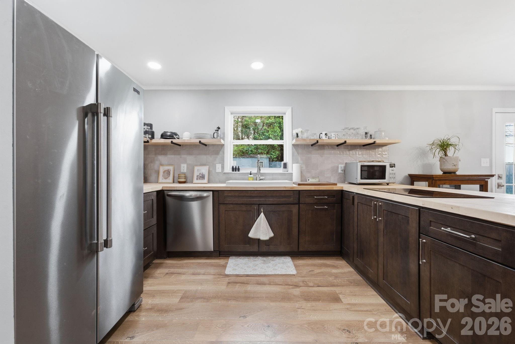 15602 NC Hwy 73 Highway