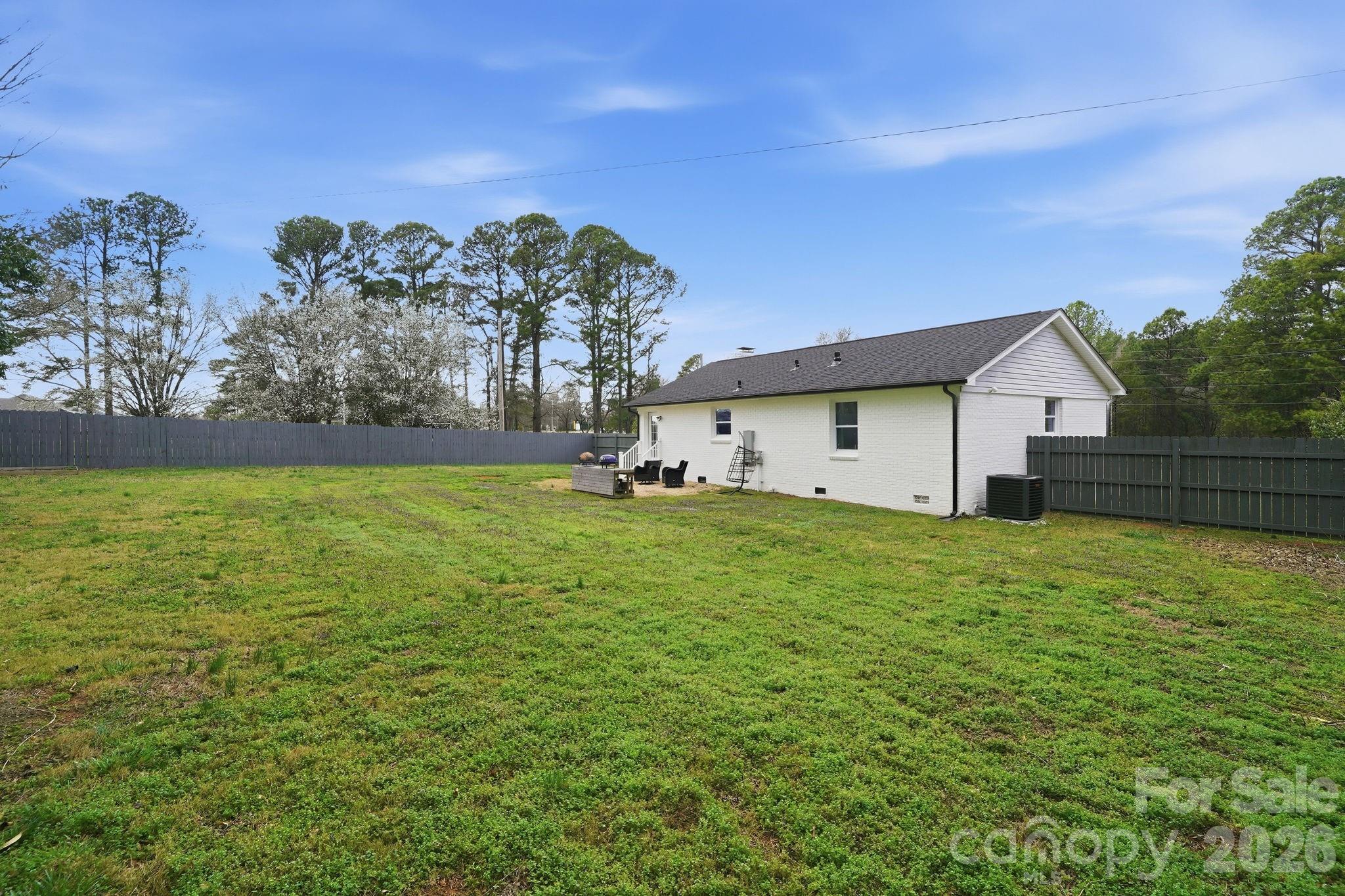 15602 NC Hwy 73 Highway