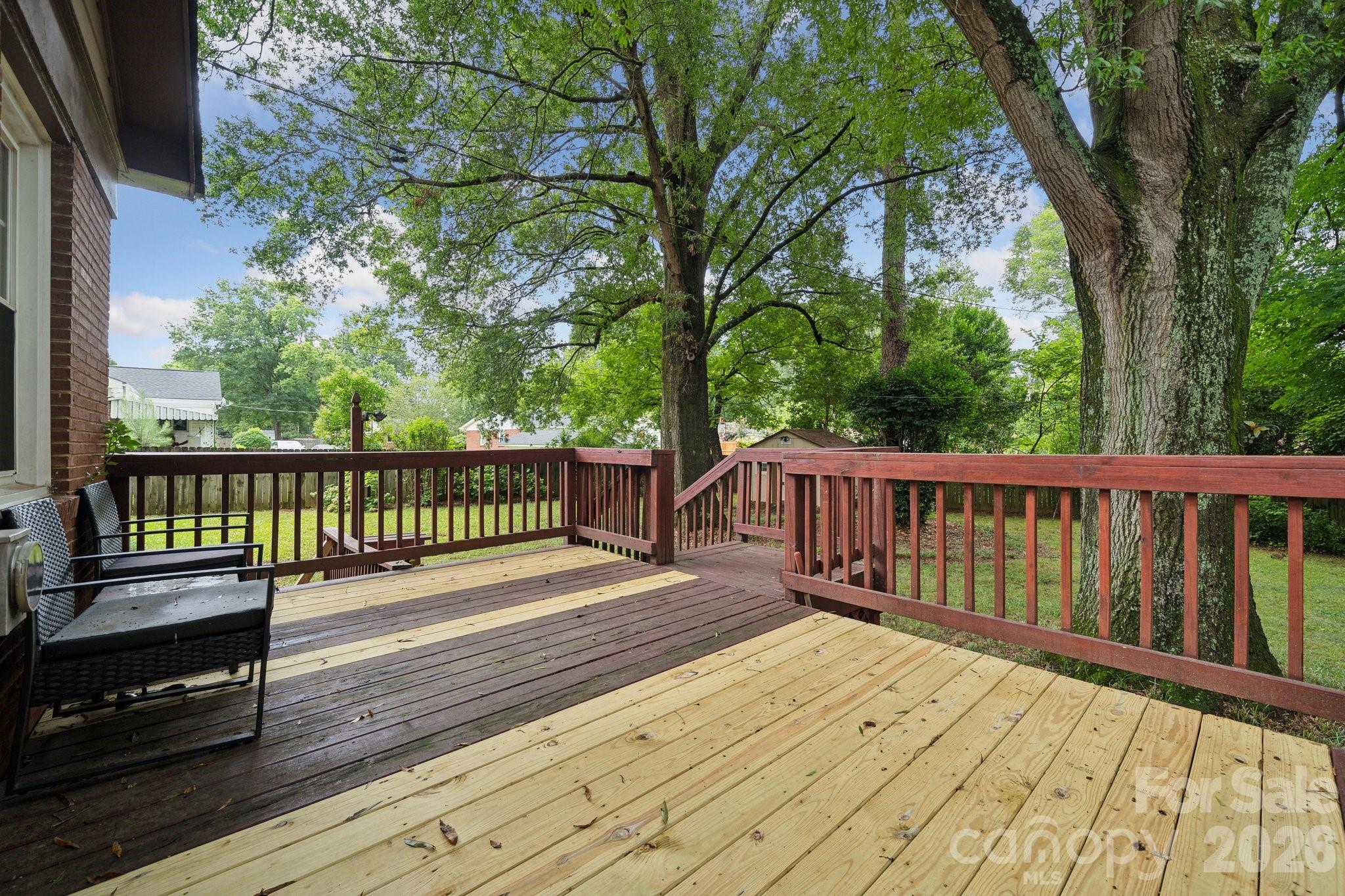 1818 Woodland Drive