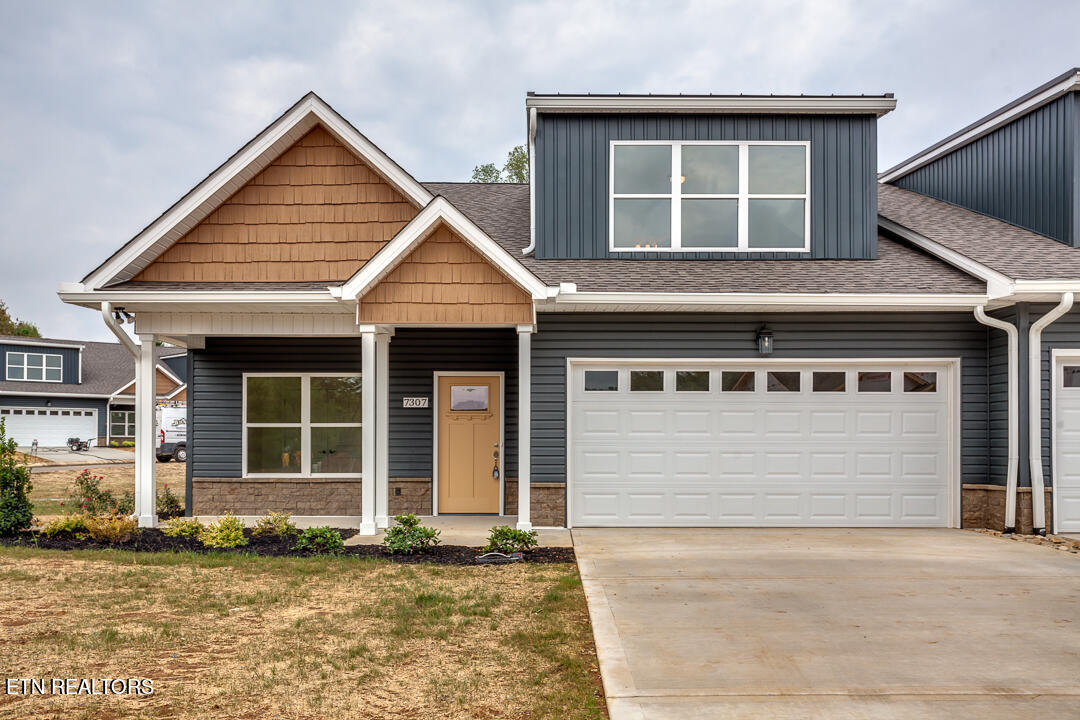 7307 Whispering Creek Lane