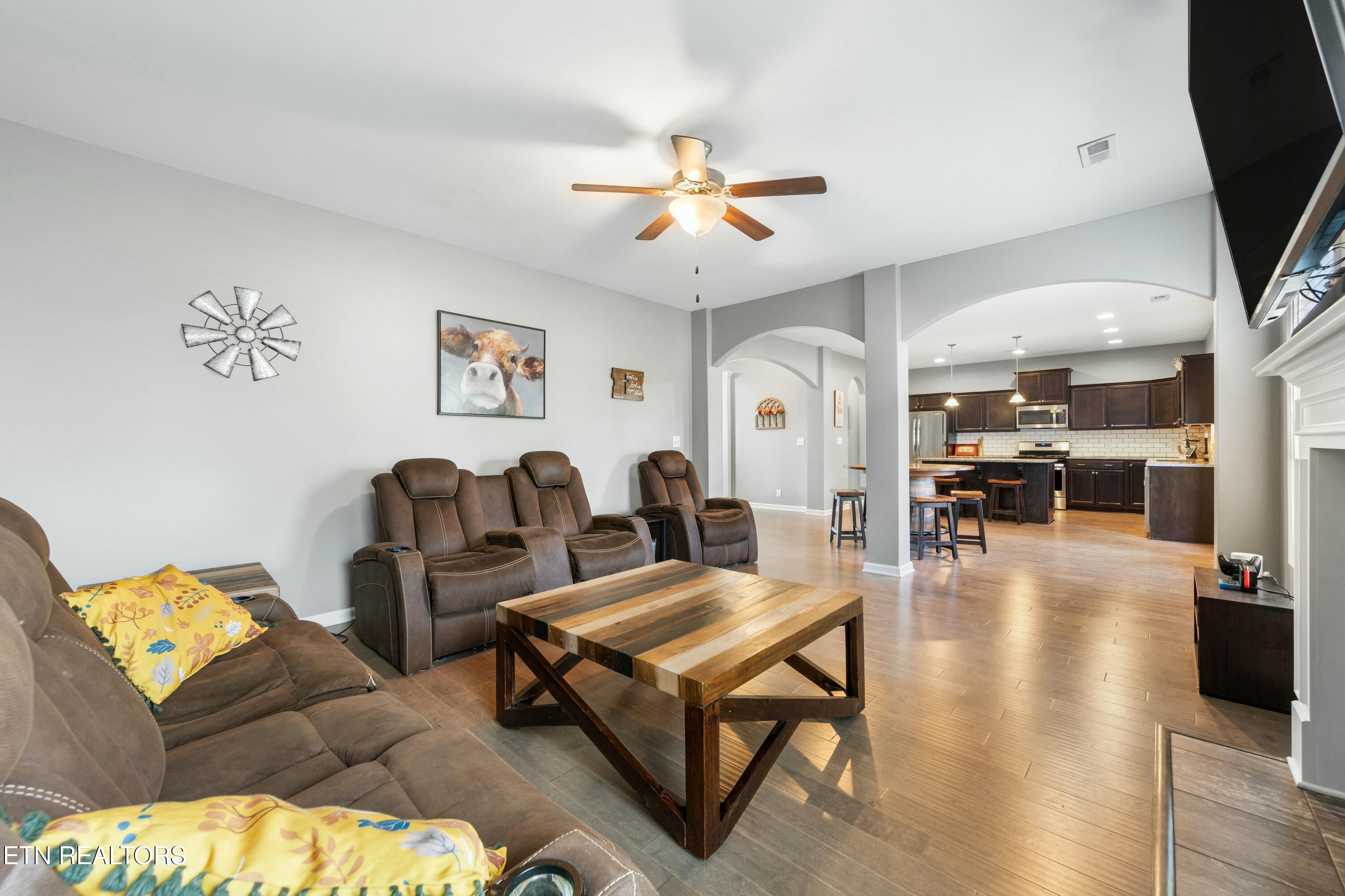 9939 Hummingbird Lane