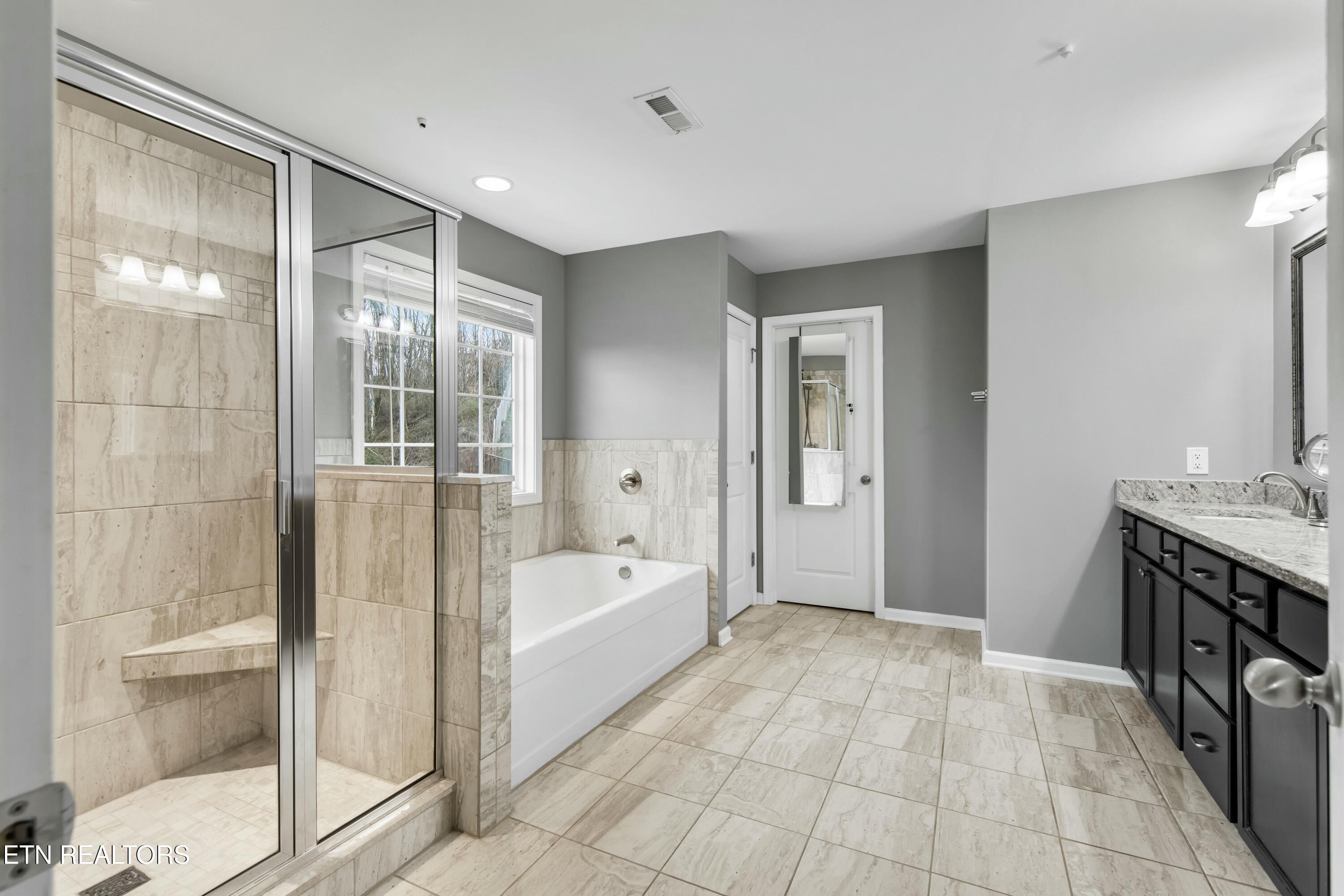 9939 Hummingbird Lane