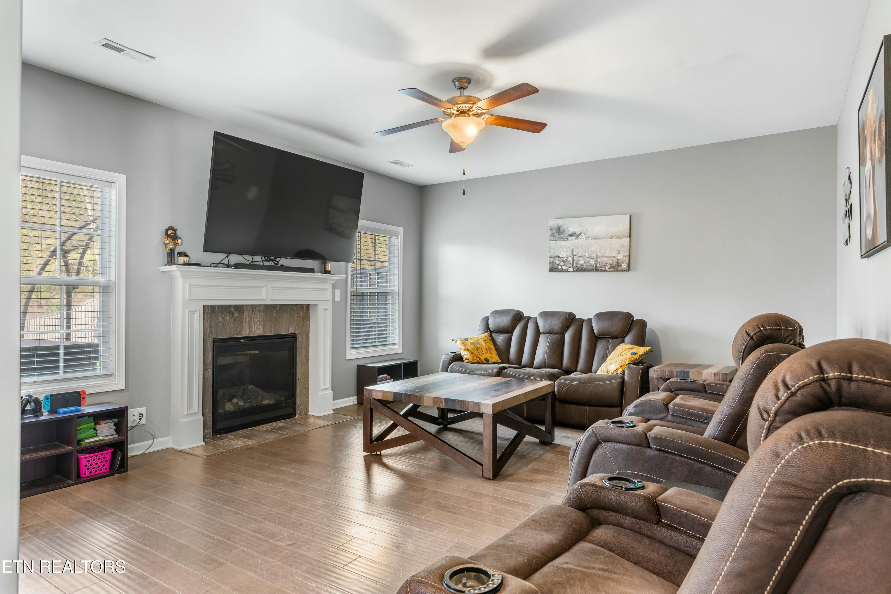 9939 Hummingbird Lane