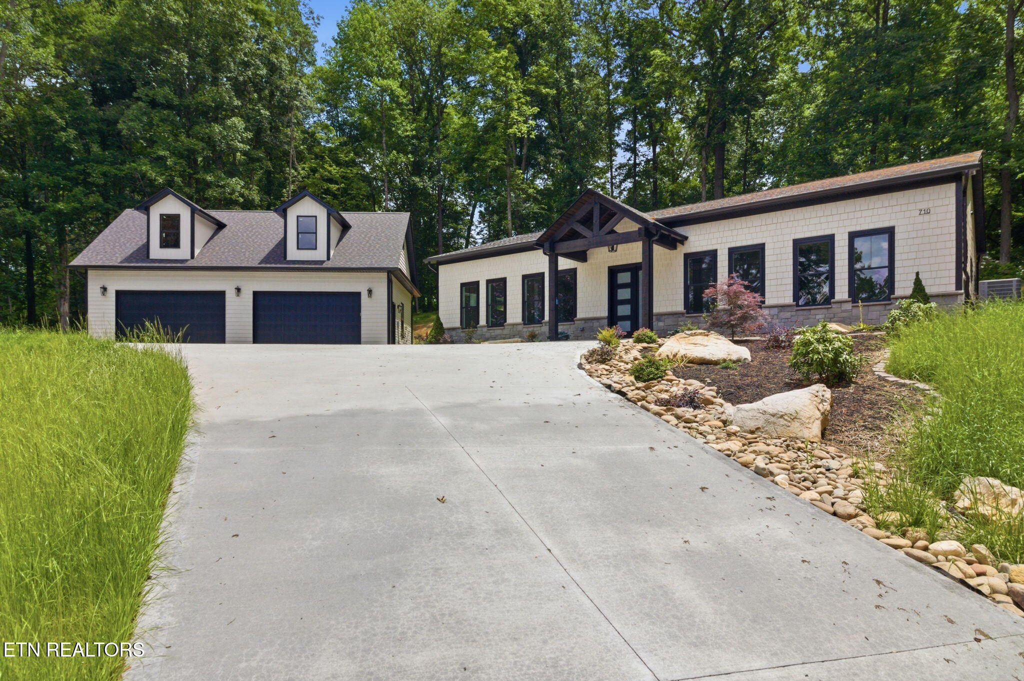 710 Knight Rd