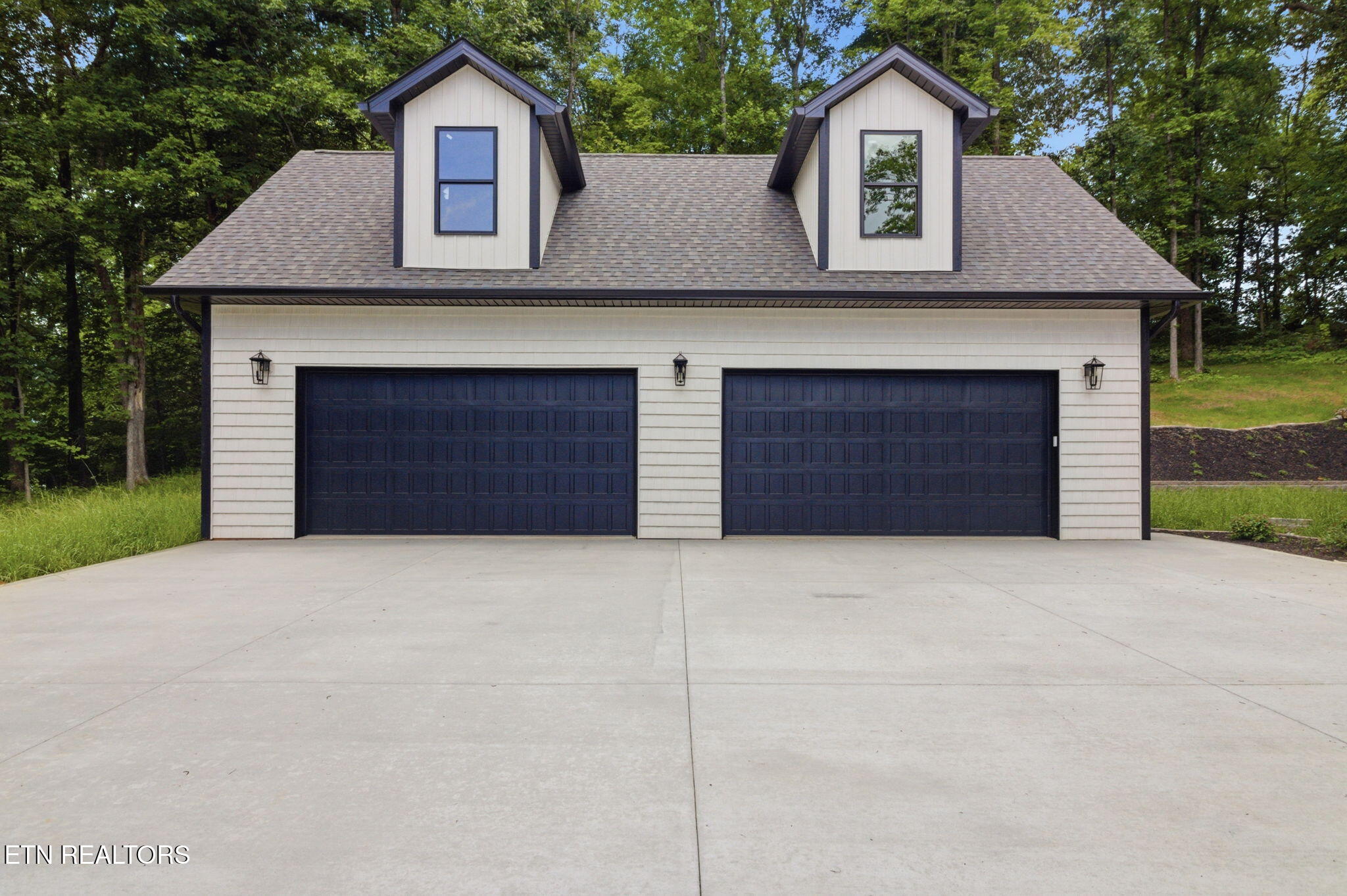 710 Knight Rd