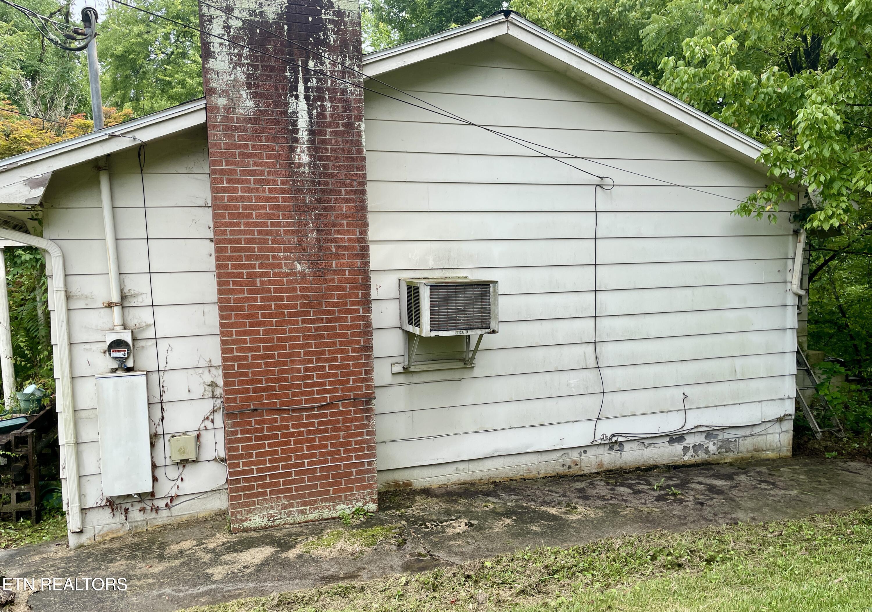 5117 Odell Rd