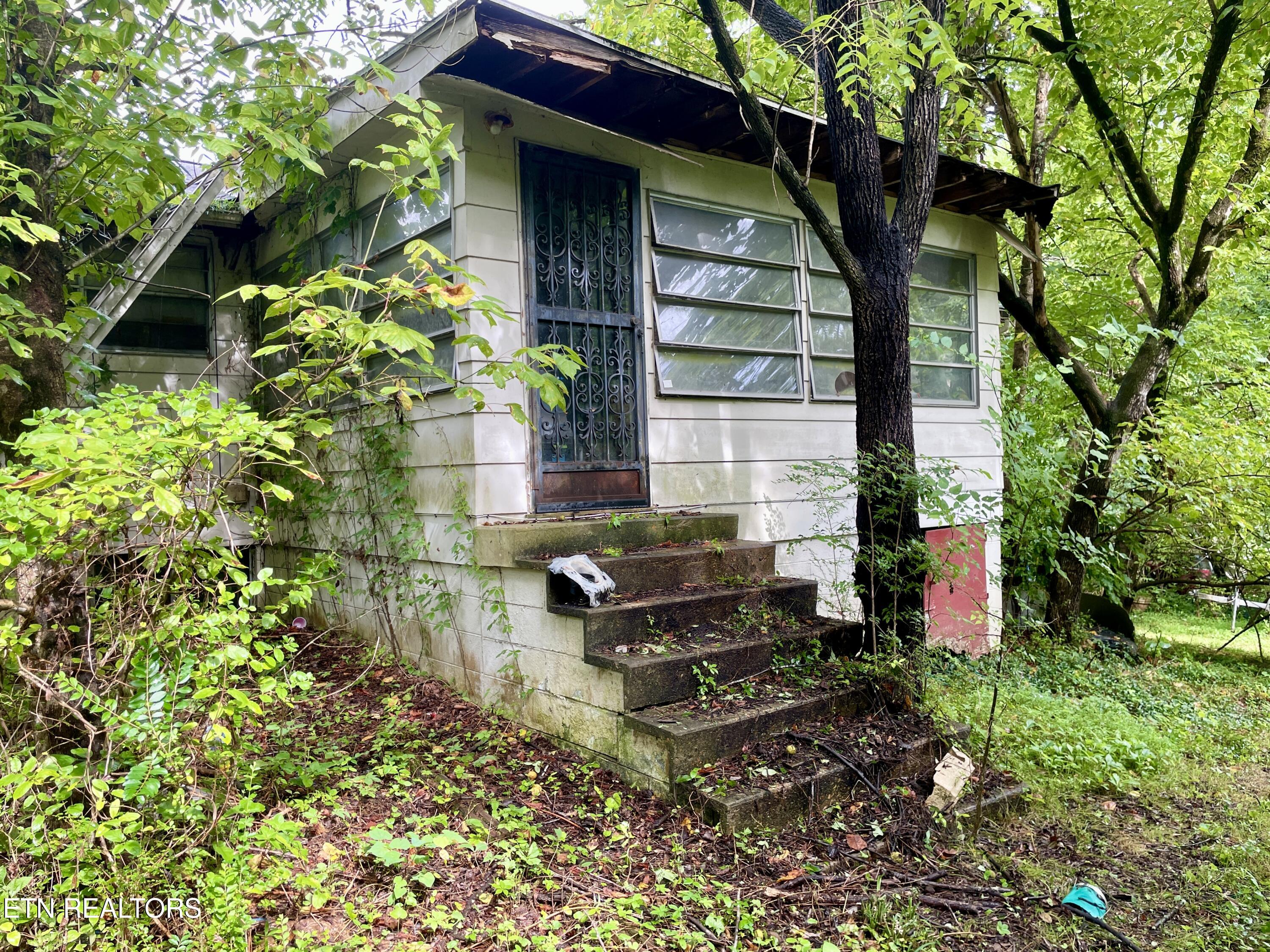 5117 Odell Rd