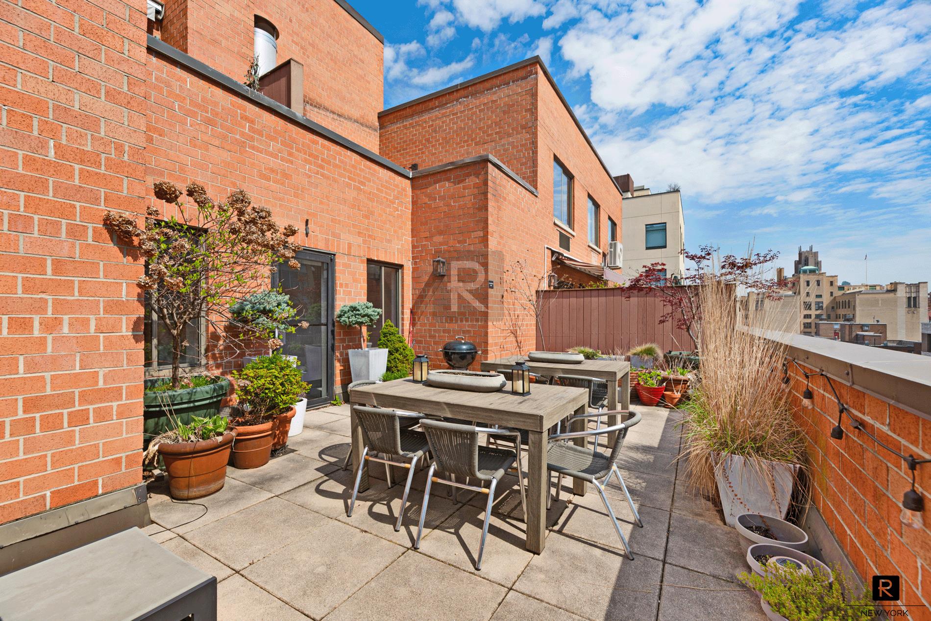 445 W 19th Street 3-G