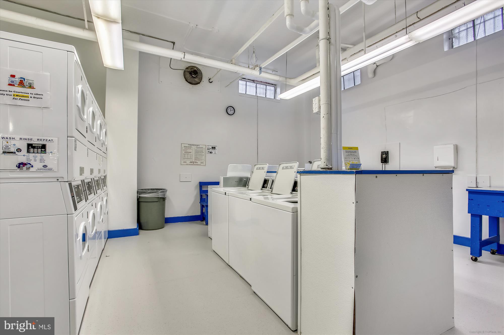 3900 Cathedral Ave NW #408a