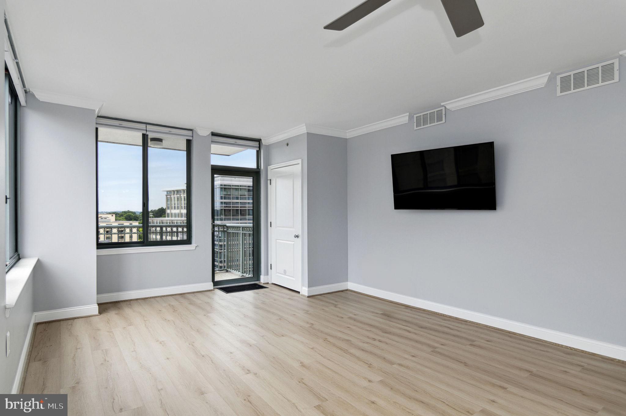 851 N Glebe Rd #1404