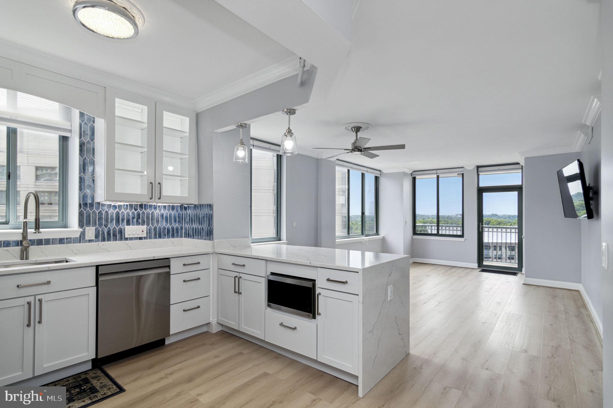 851 N Glebe Rd #1404