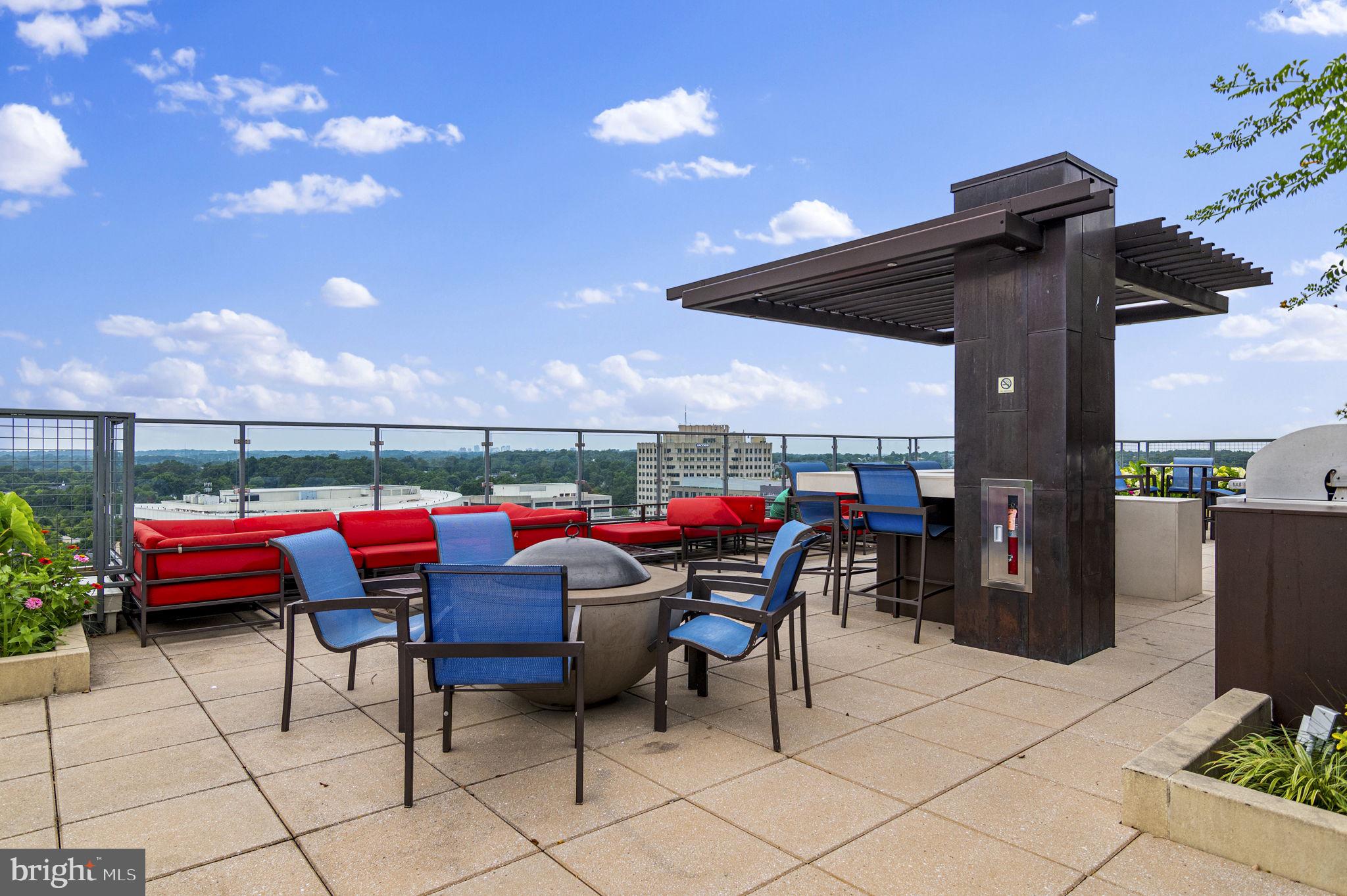 851 N Glebe Rd #1404