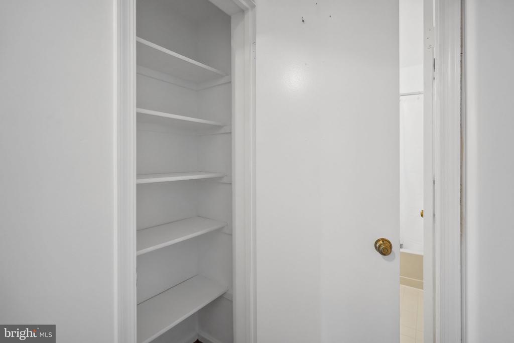 1853 Wilson Blvd #5-365
