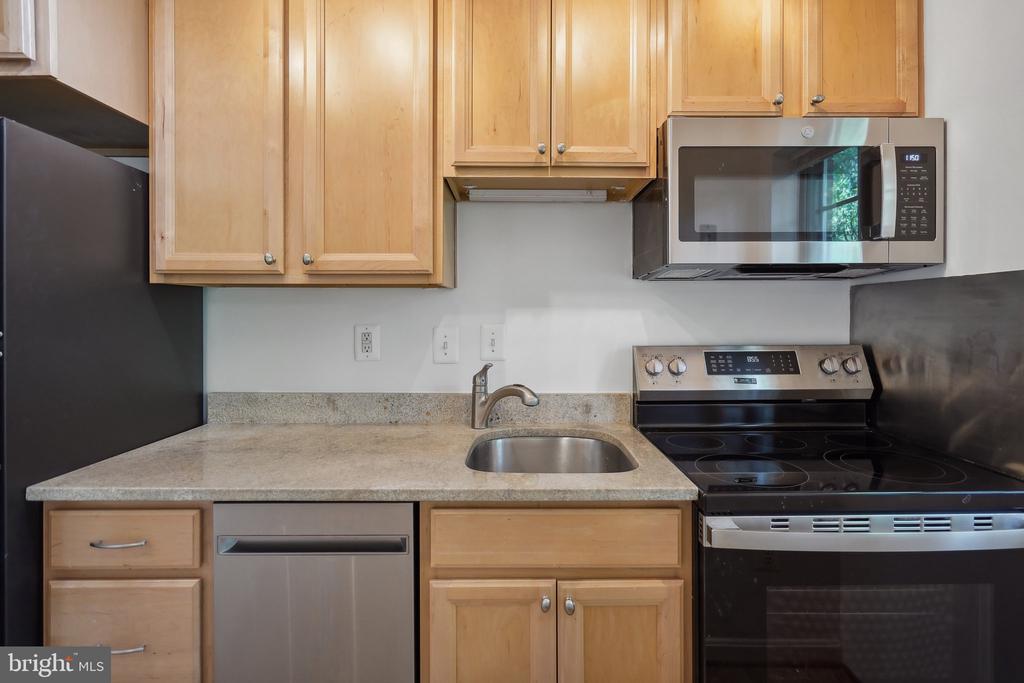 1853 Wilson Blvd #5-365