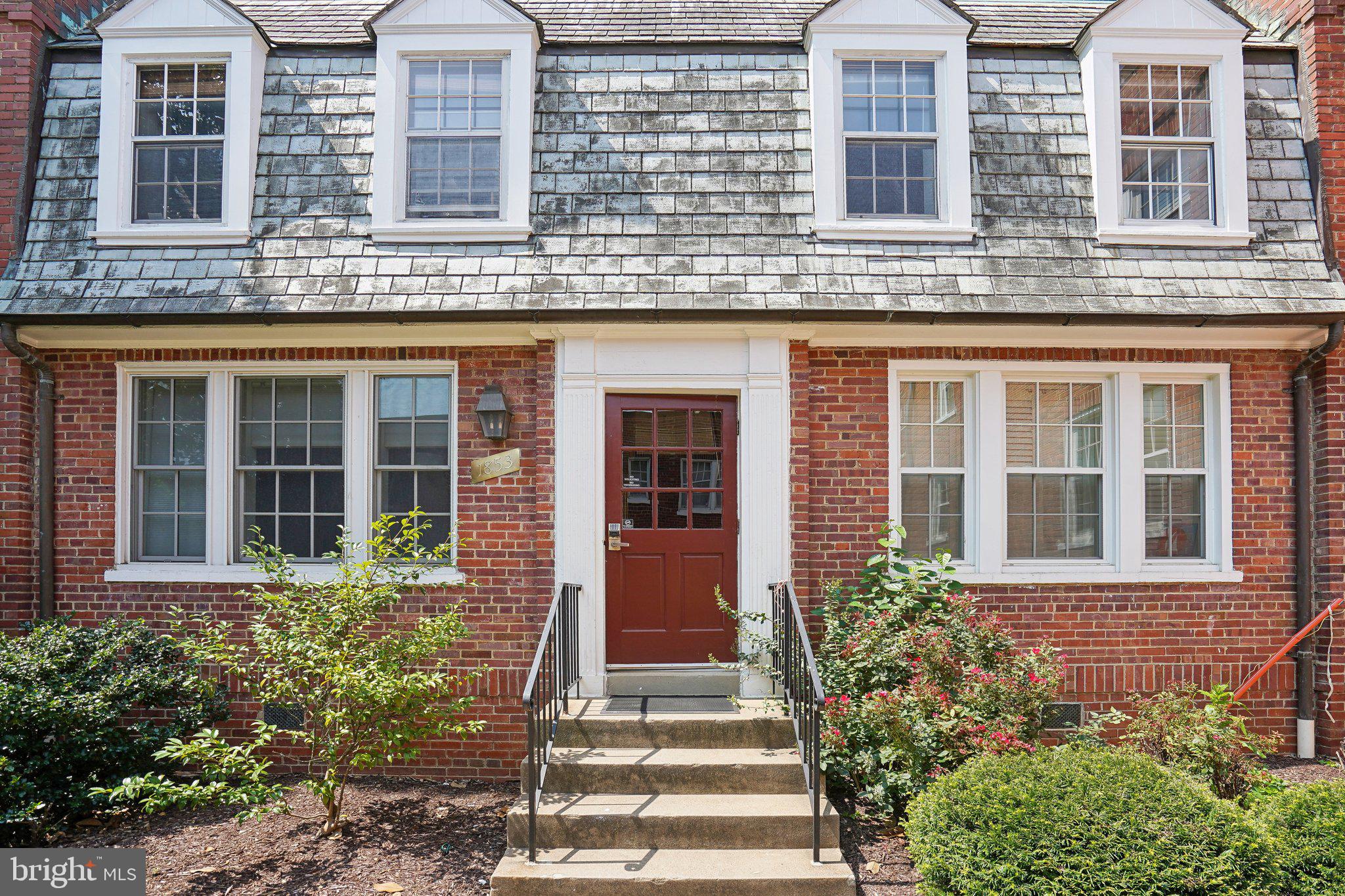 1853 Wilson Blvd #5-365