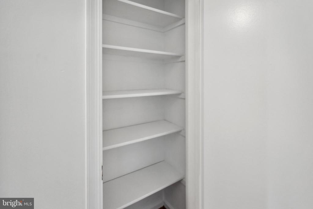 1853 Wilson Blvd #5-365