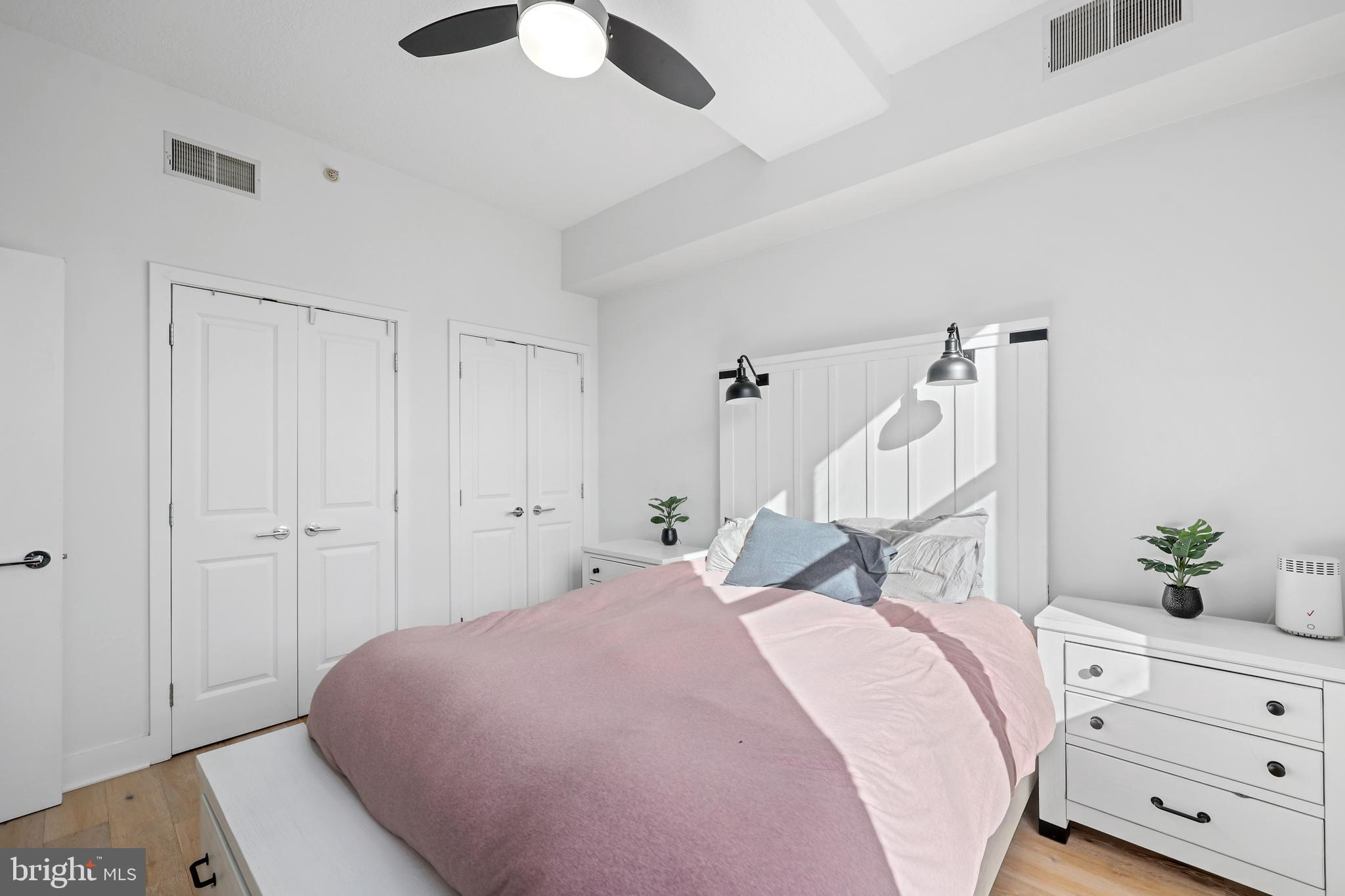 1504 N SCOTT STREET TH-2