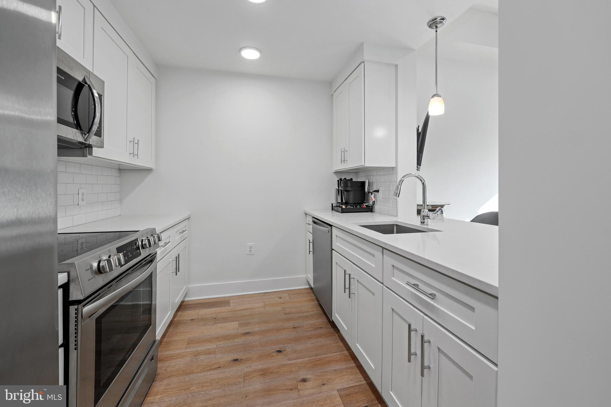 1504 N SCOTT STREET TH-2