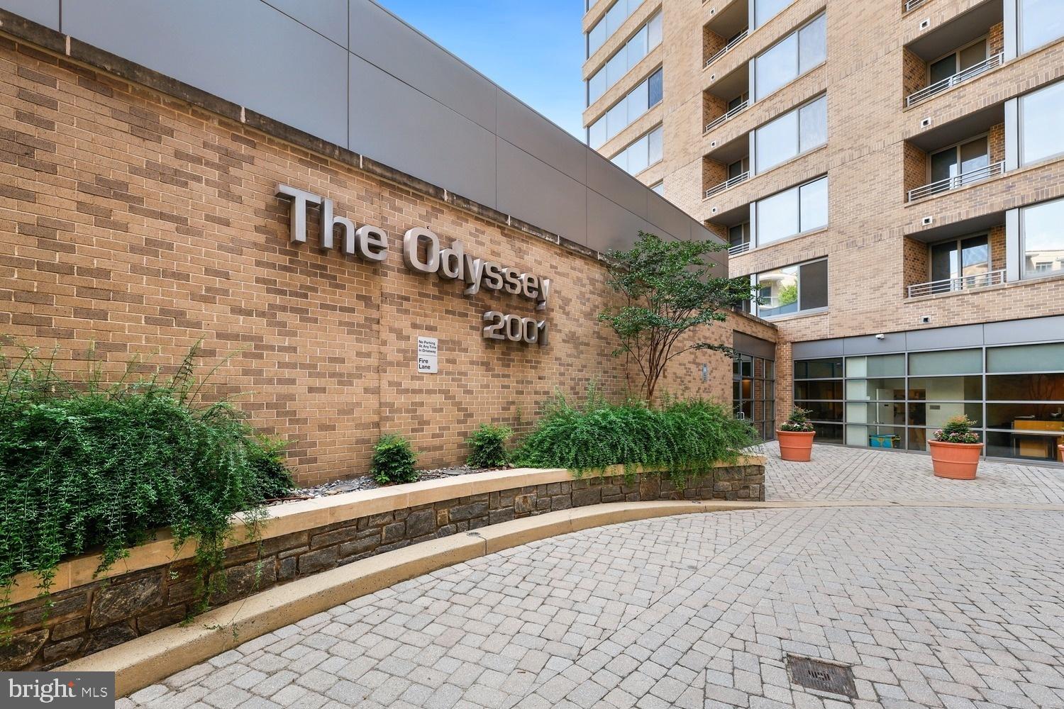 1504 N SCOTT STREET TH-2