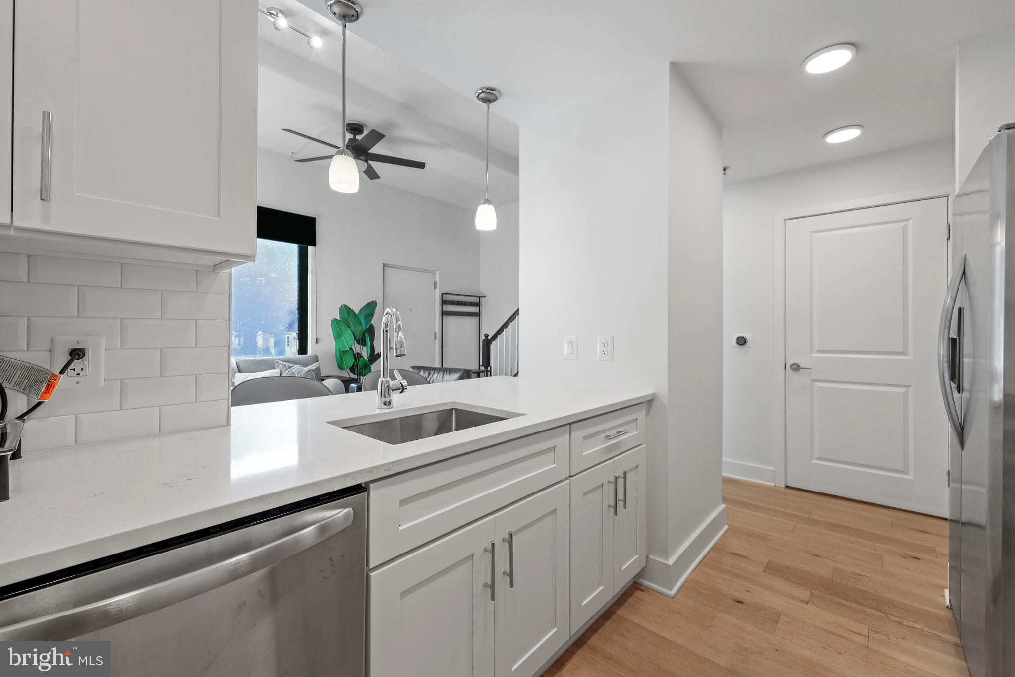 1504 N SCOTT STREET TH-2