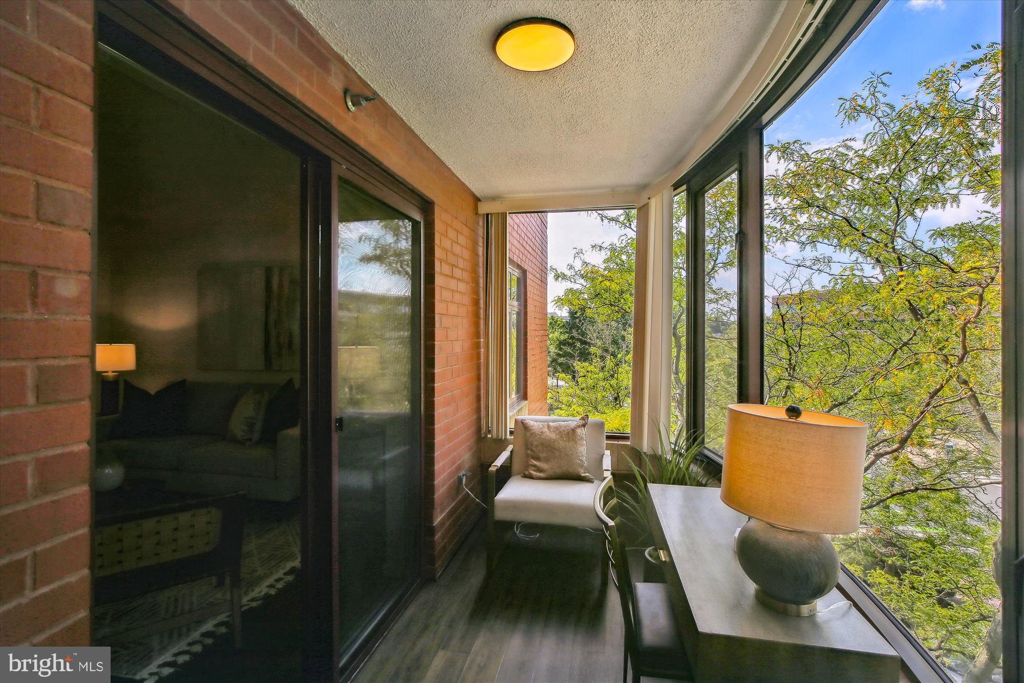 2400 CLARENDON BOULEVARD 414