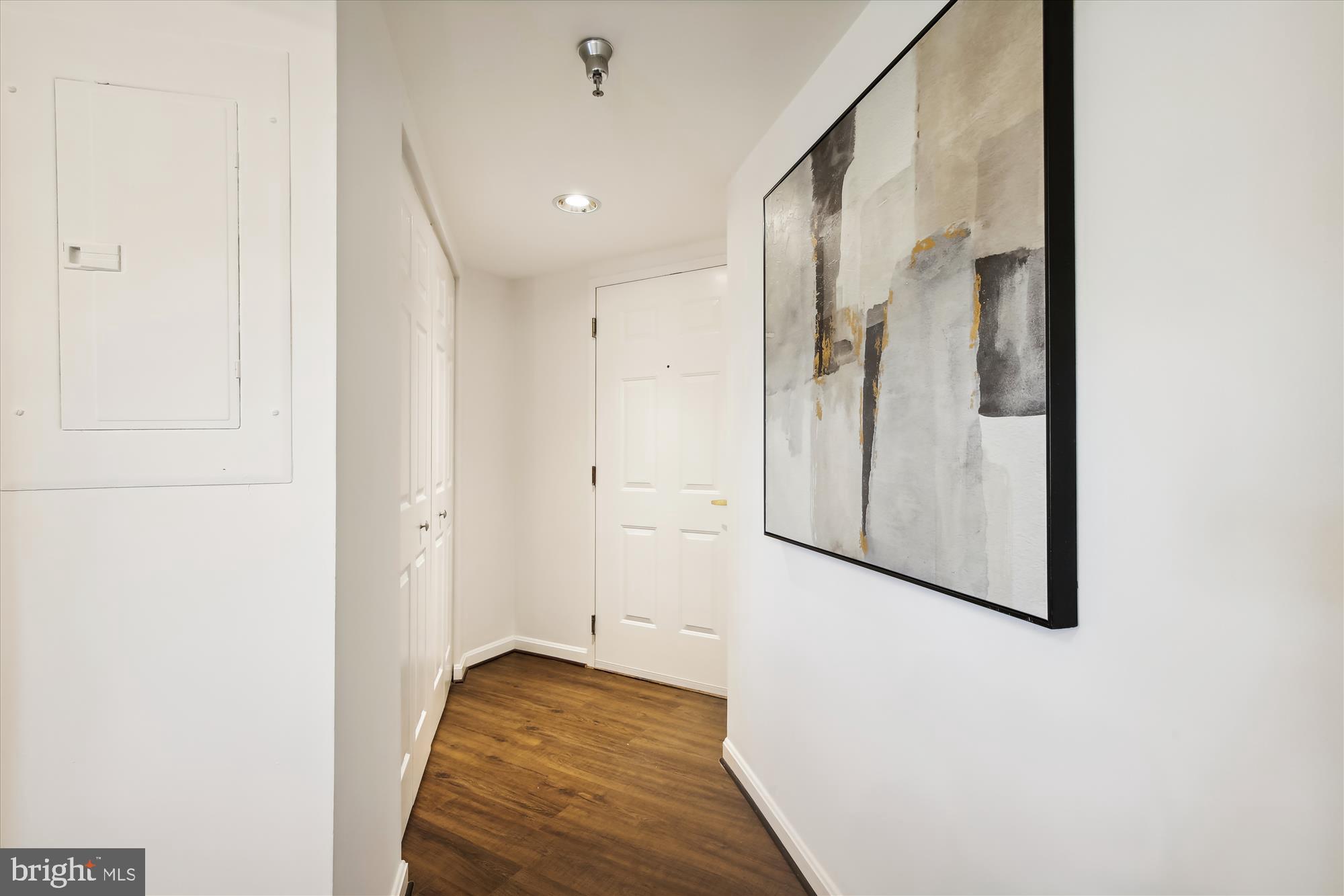 2400 CLARENDON BOULEVARD 414