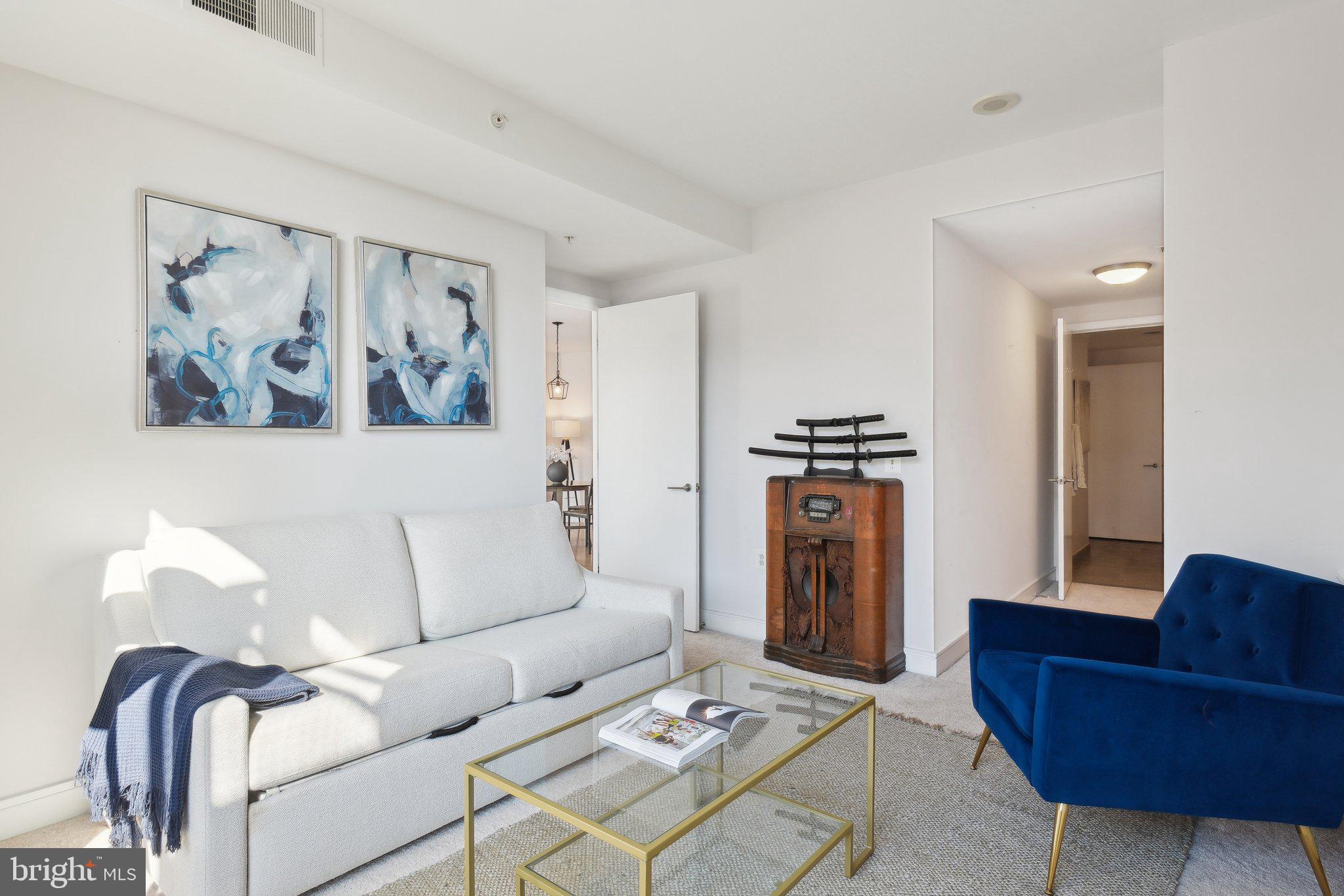 2001 15TH STREET N 1008