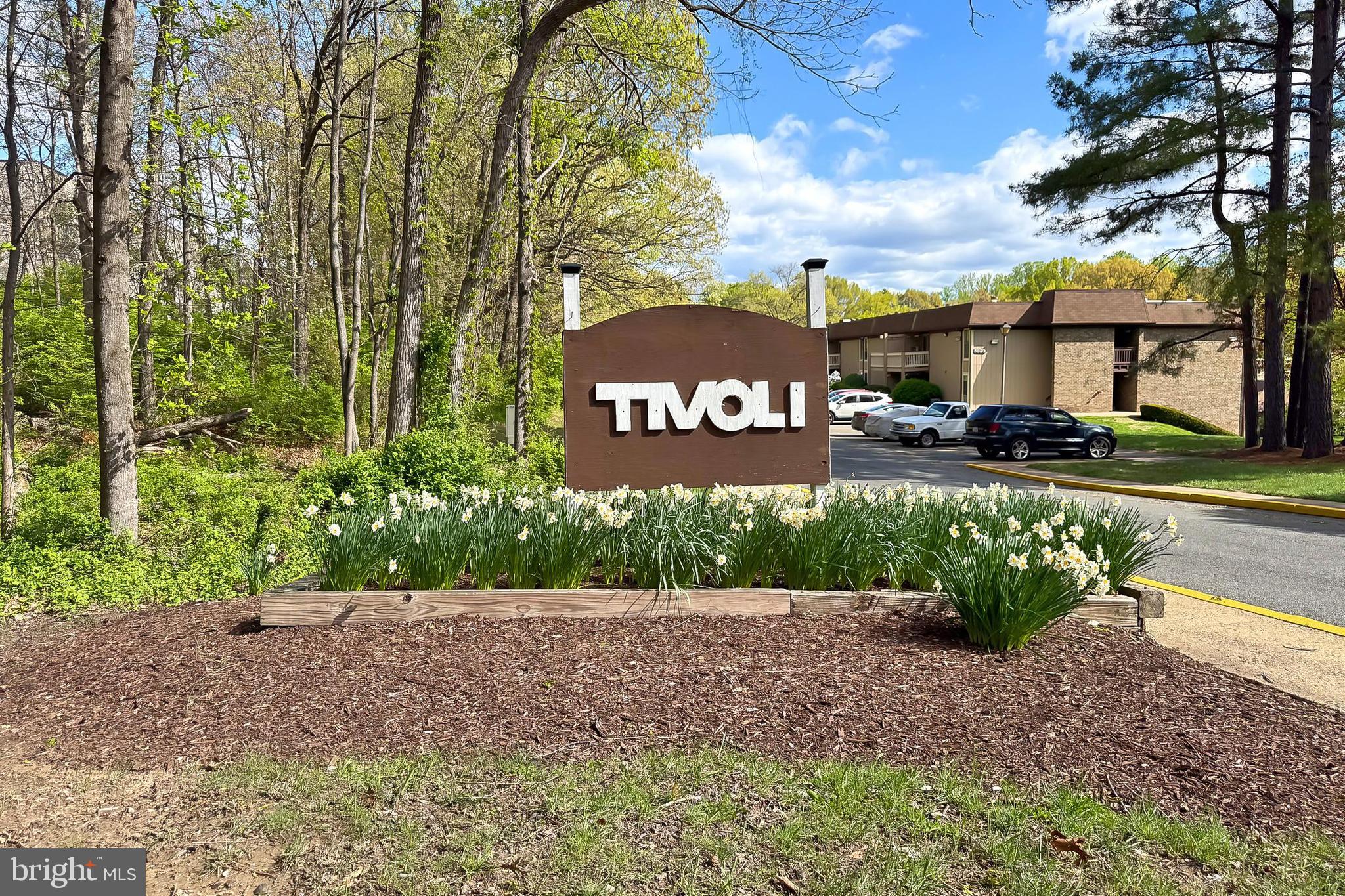 8552 Barrington Ct #927