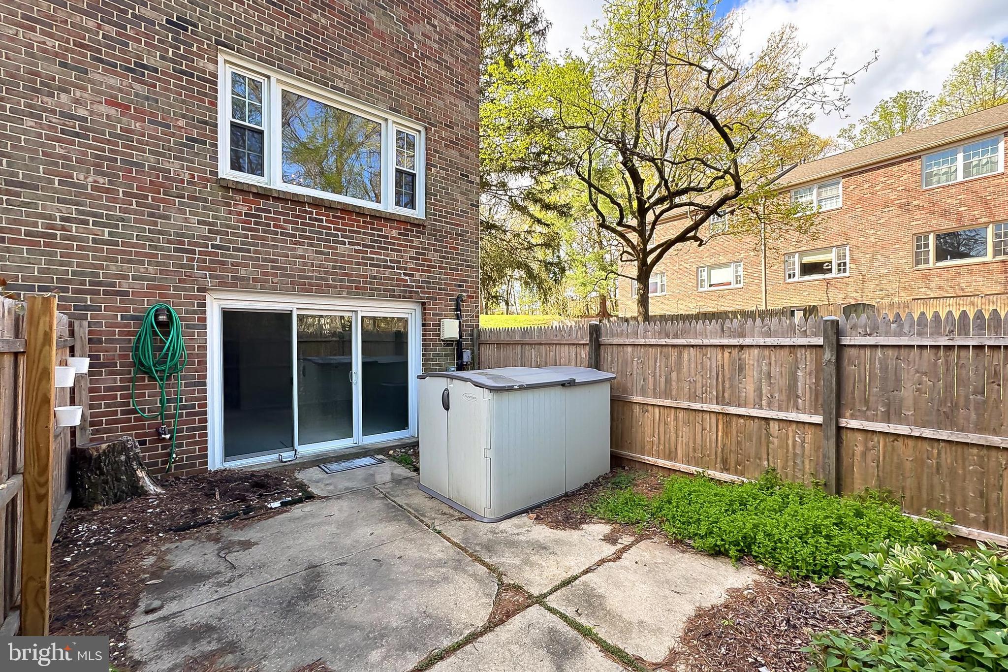 8552 Barrington Ct #927