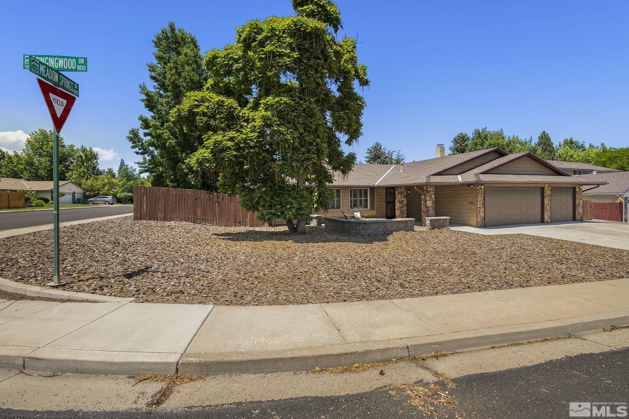 875 Singingwood Dr.