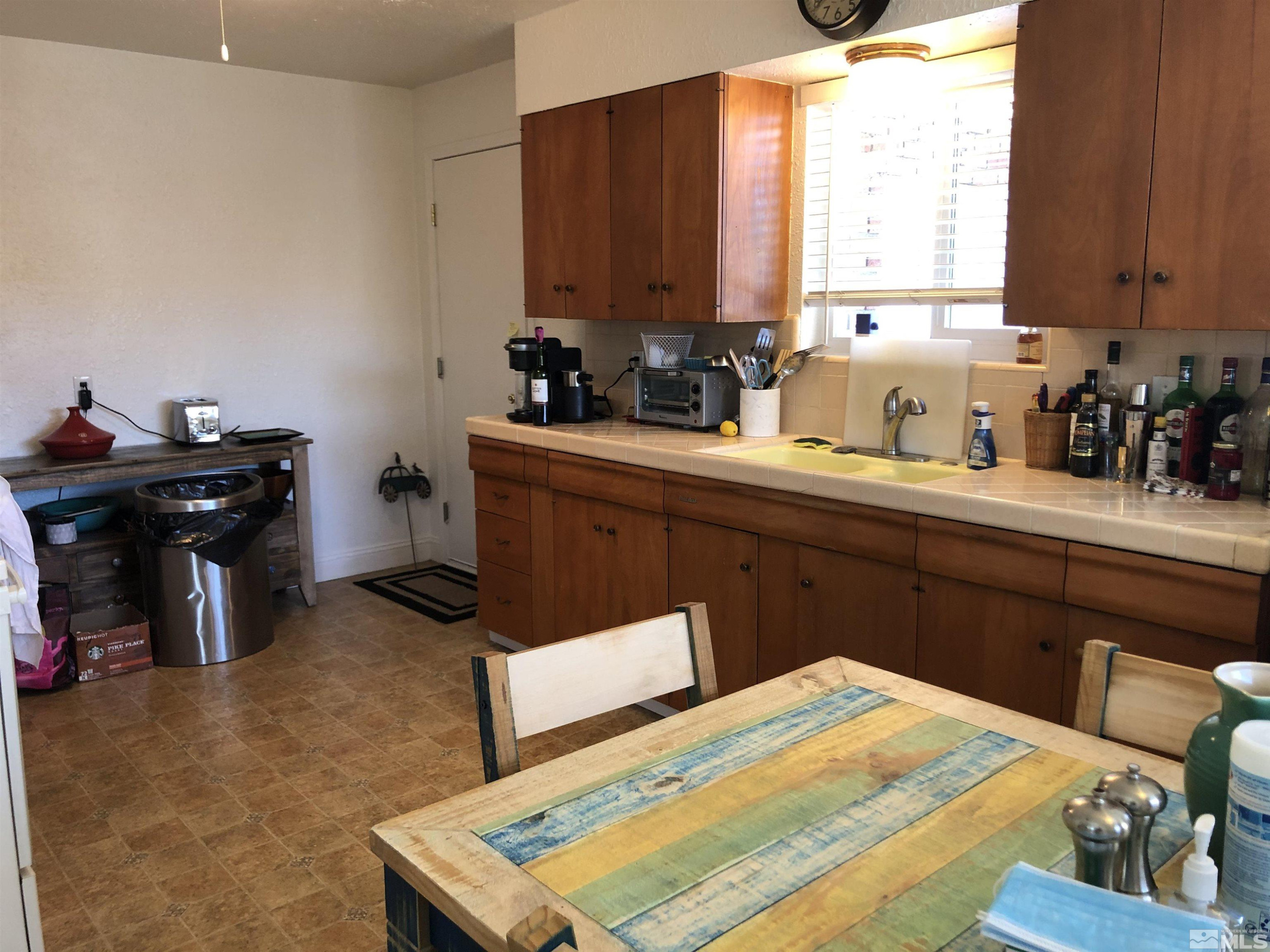 865 Edelweiss St Unit: 865,867