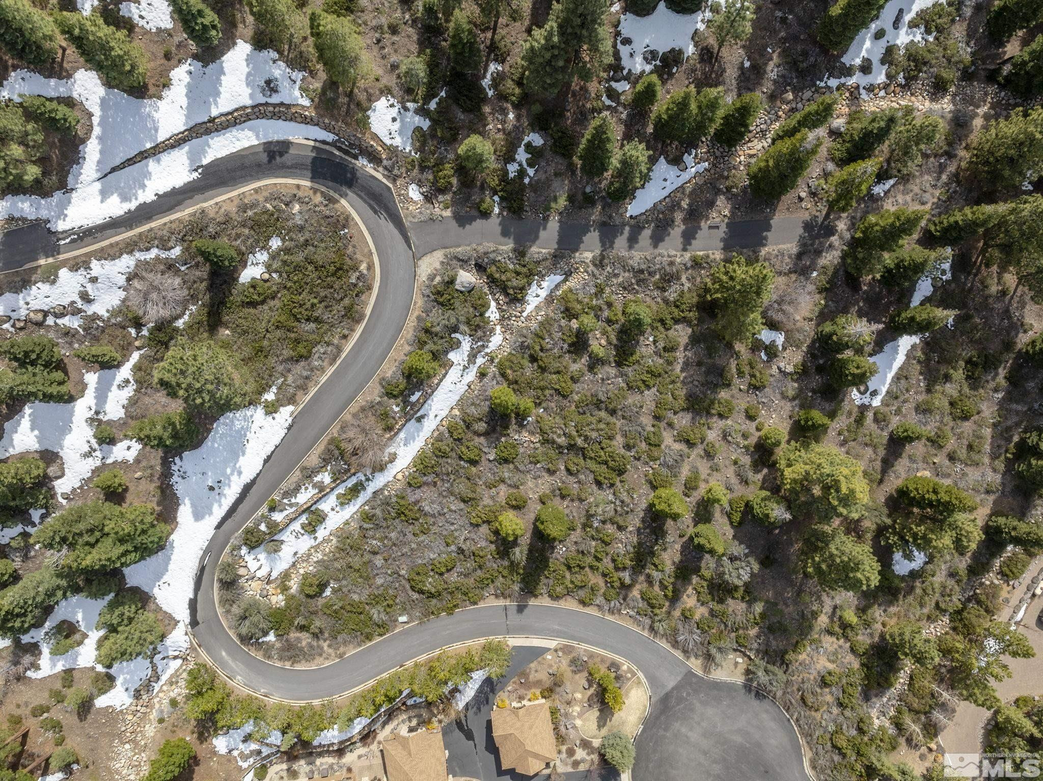 240 E Jeffrey Pine Road