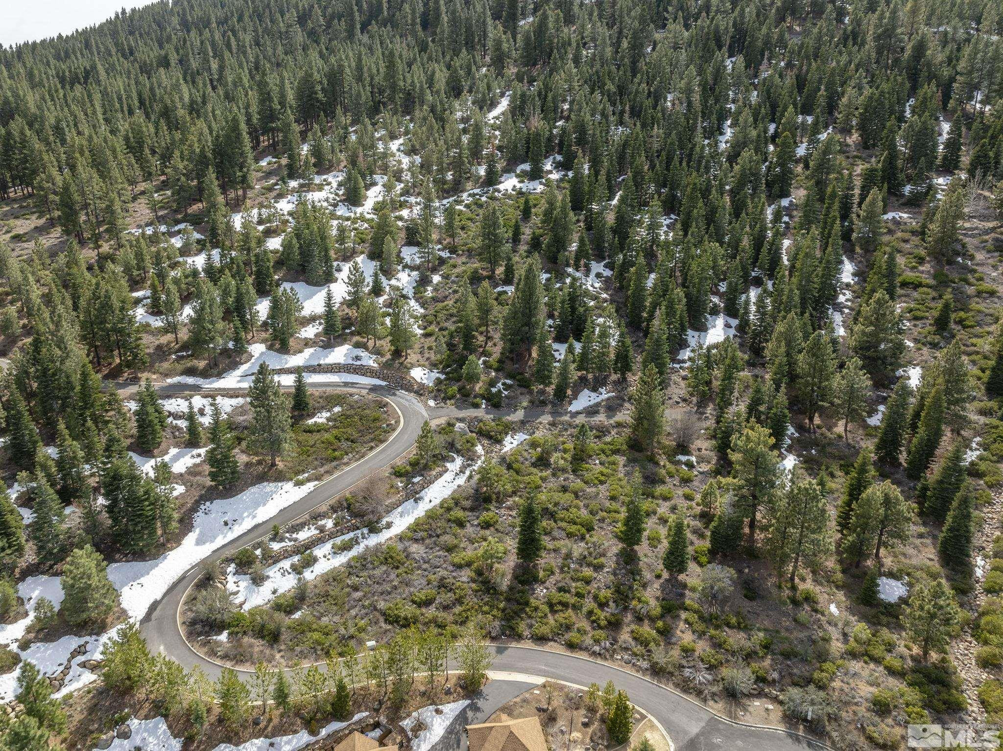 240 E Jeffrey Pine Road