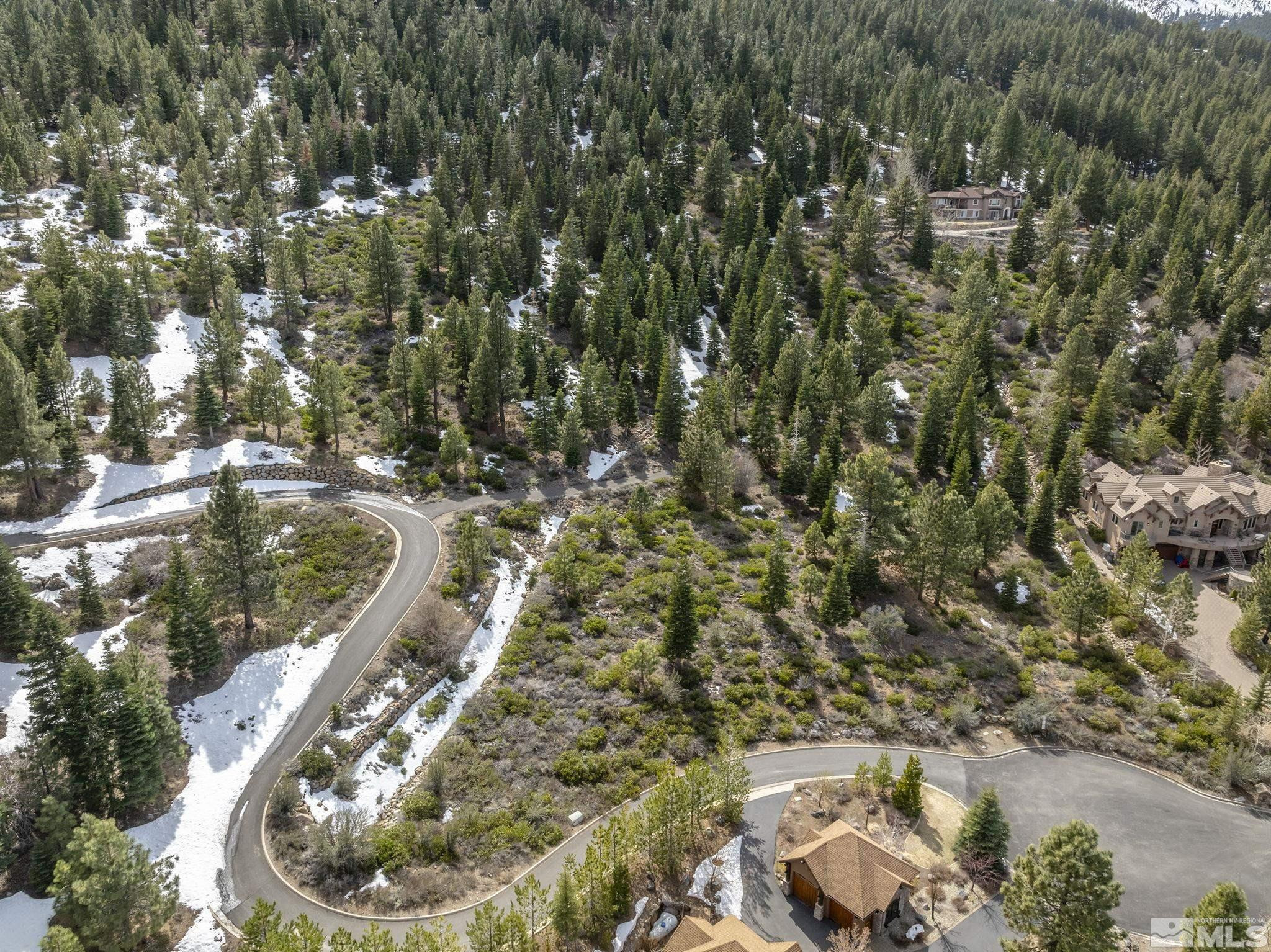 240 E Jeffrey Pine Road