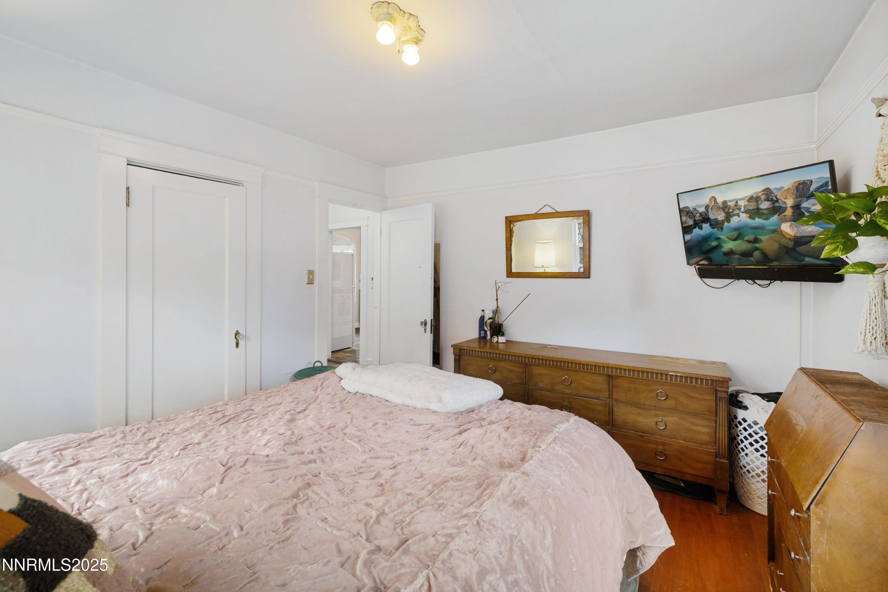 948 Washington Street