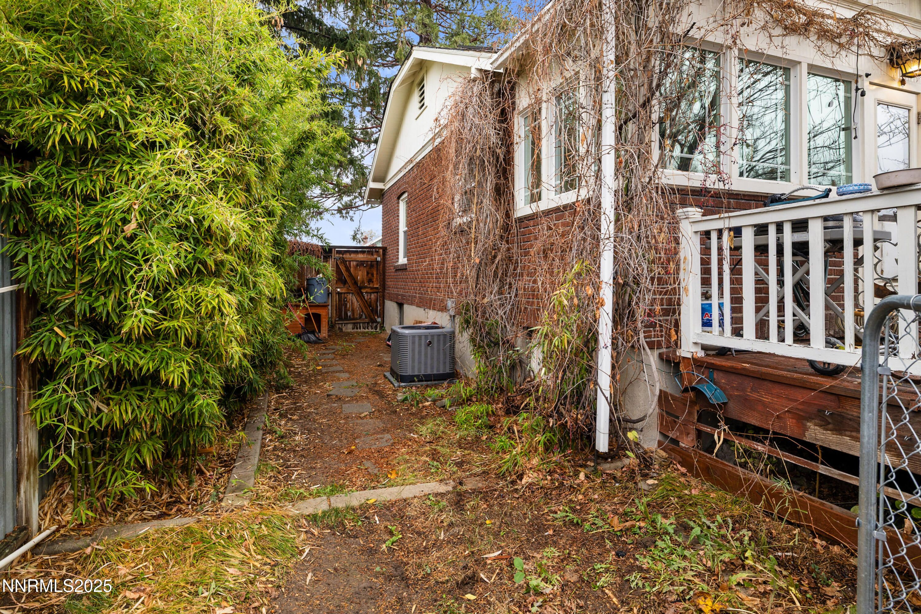 948 Washington Street