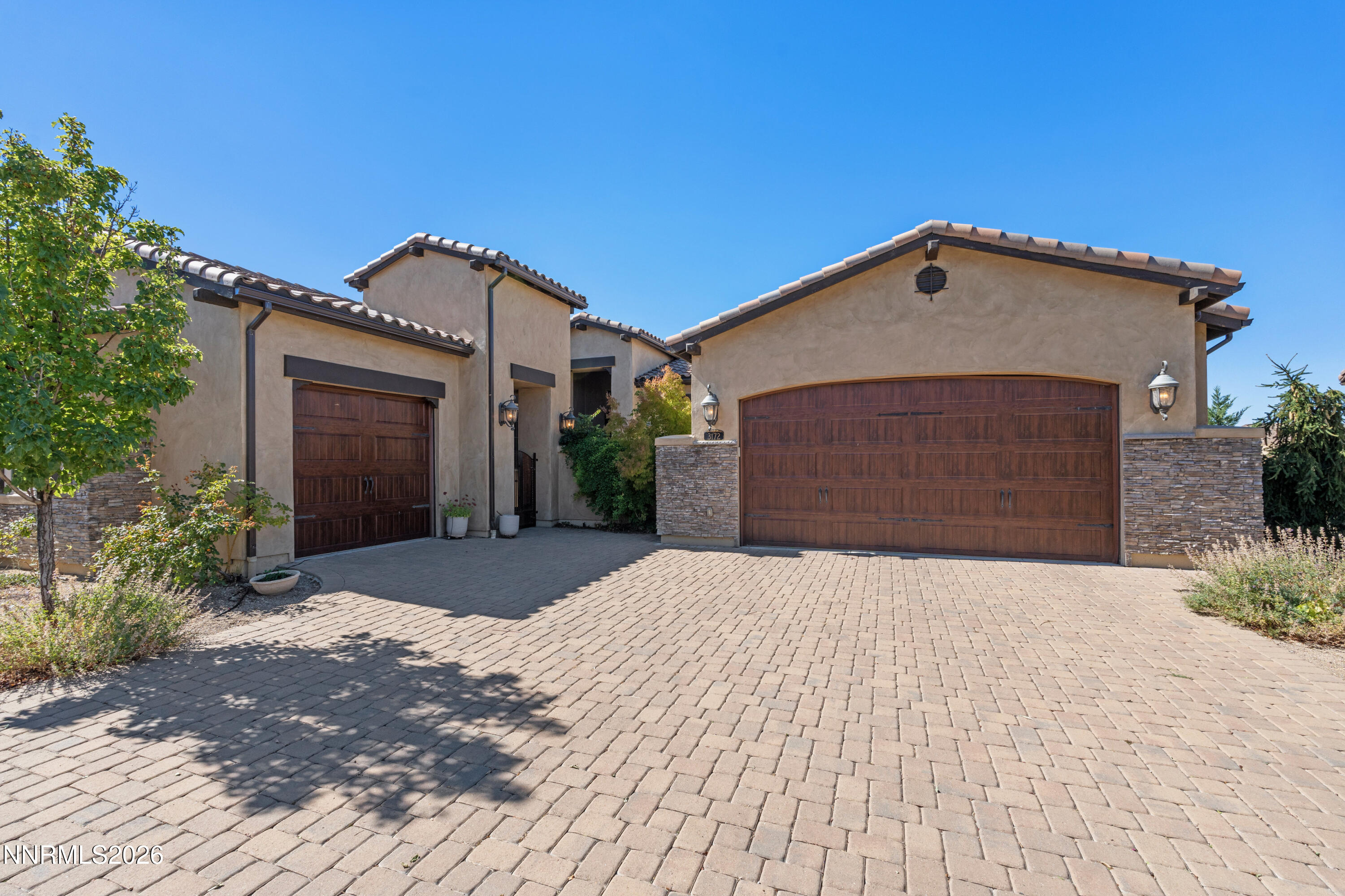 3172 Vista Favoloso Drive