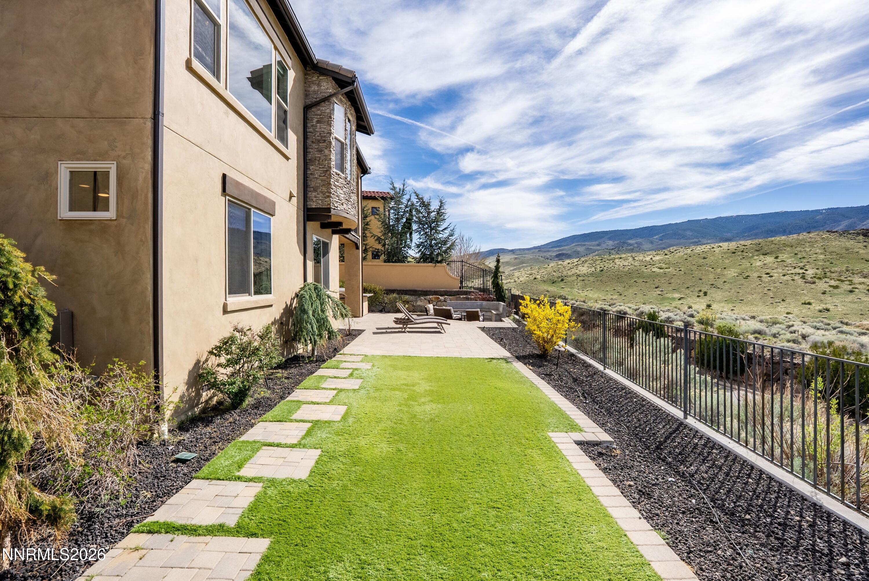 3172 Vista Favoloso Drive