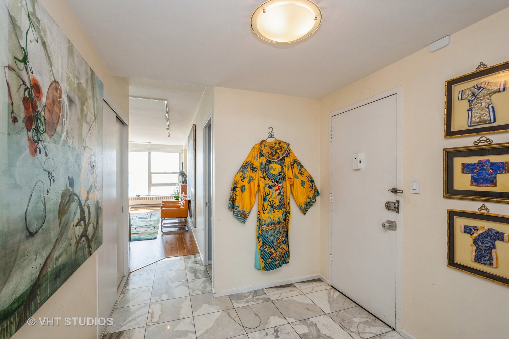 3180 N LAKE SHORE Drive Unit: 19D